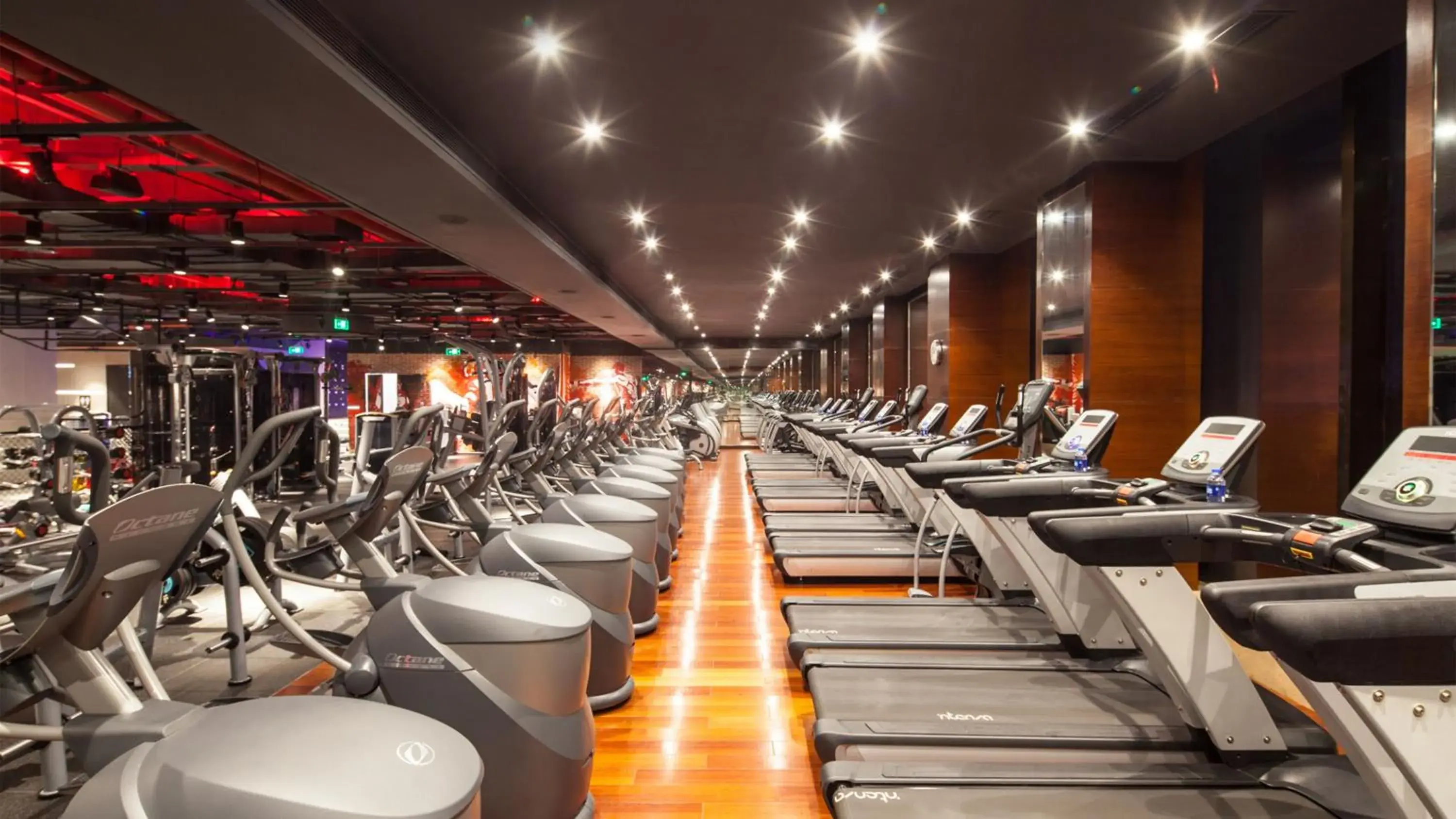 Fitness centre/facilities in Crowne Plaza Shanghai Jinxiu
