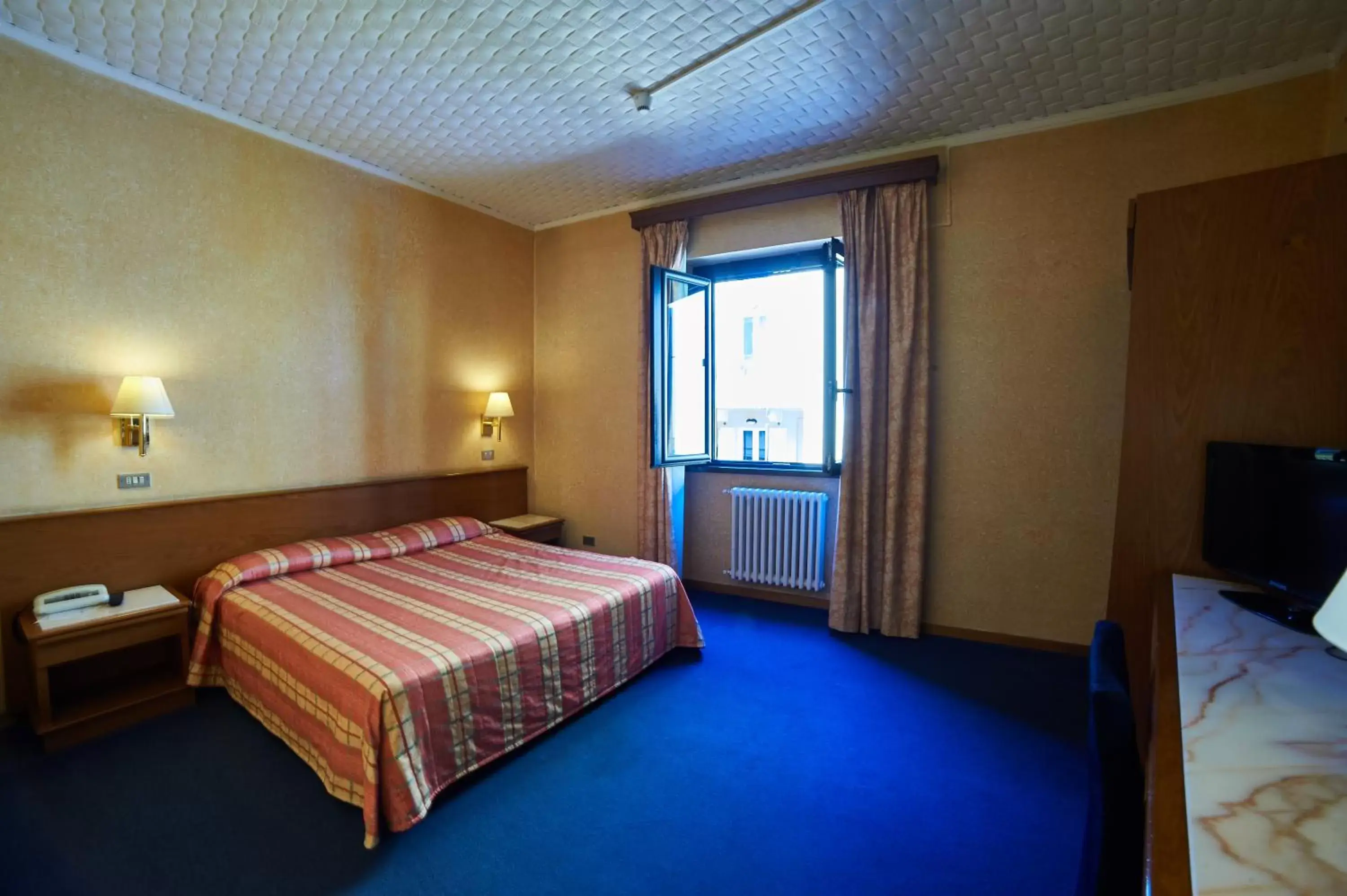 Standard Double Room in Hotel Giardino