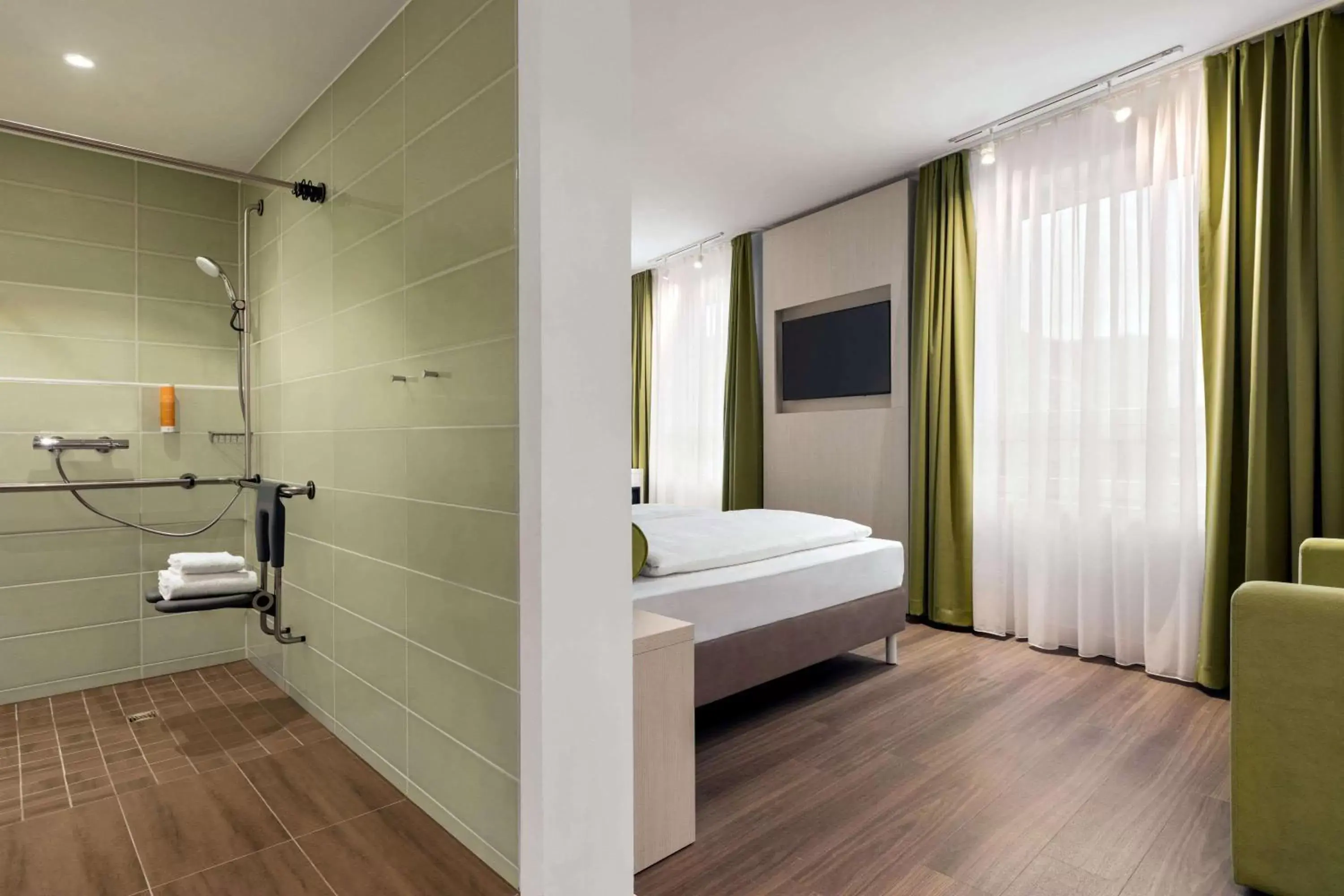 Shower, Bathroom in Super 8 by Wyndham Hamburg Mitte