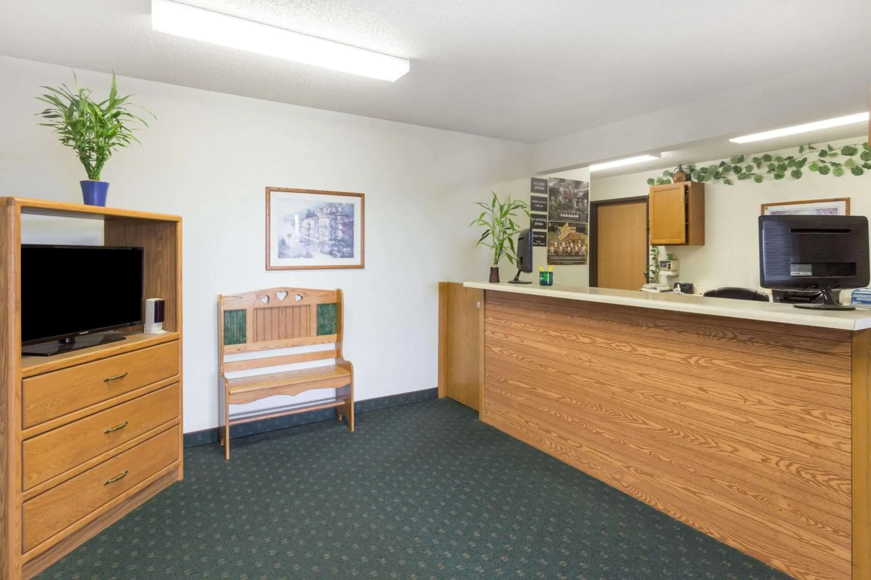 Lobby or reception in Budget inn & Suites Lobby or reception in Budget inn & Suites