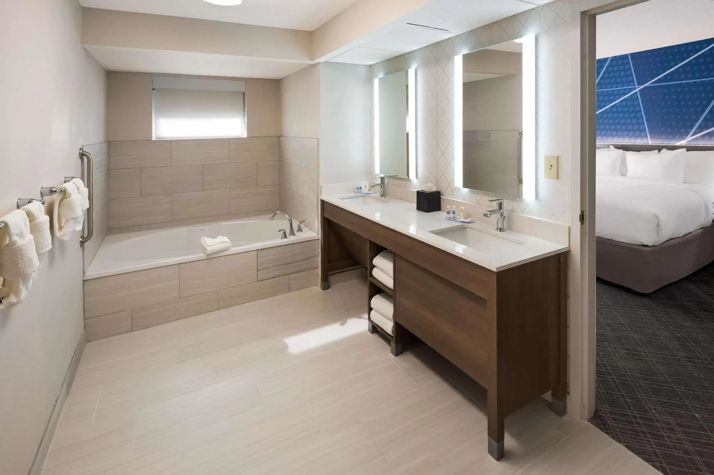 Bedroom, Bathroom in Comfort Inn & Suites Fishers - Indianapolis