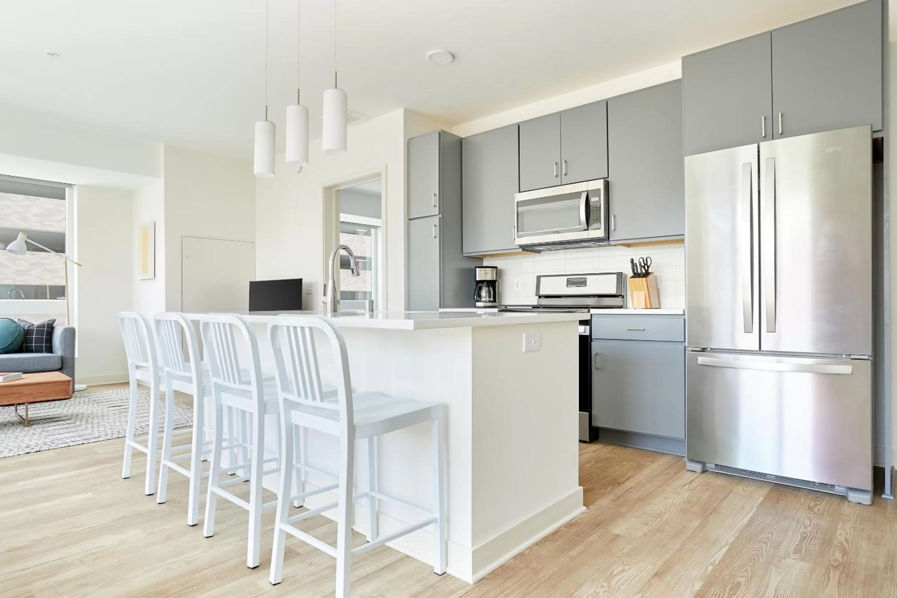 Living room, Kitchen/Kitchenette in Sonder at Sora