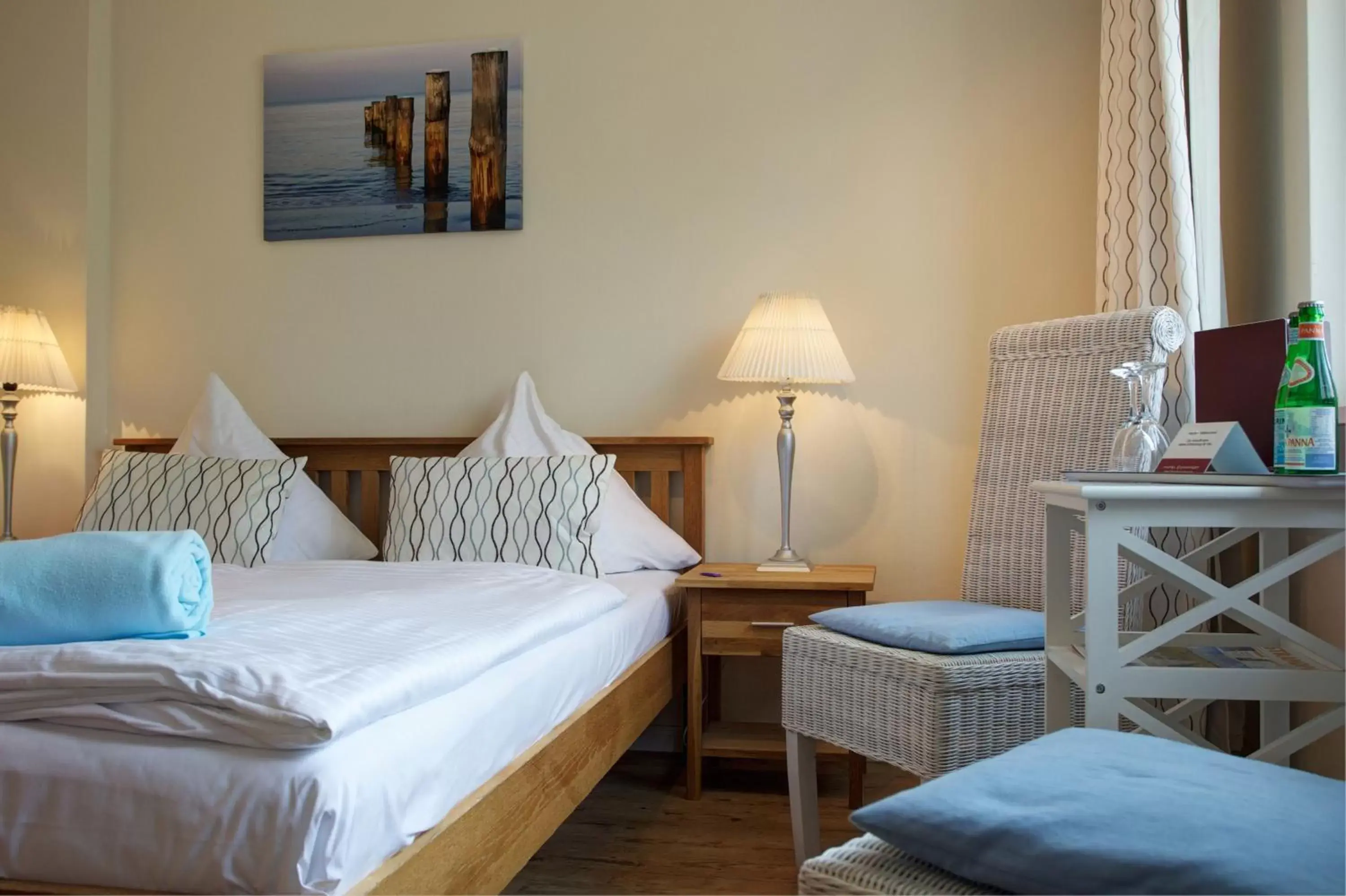 Small Double Room in Das Frühstückshotel Sankt Peter-Ording Small Double Room in Das Frühstückshotel Sankt Peter-Ording