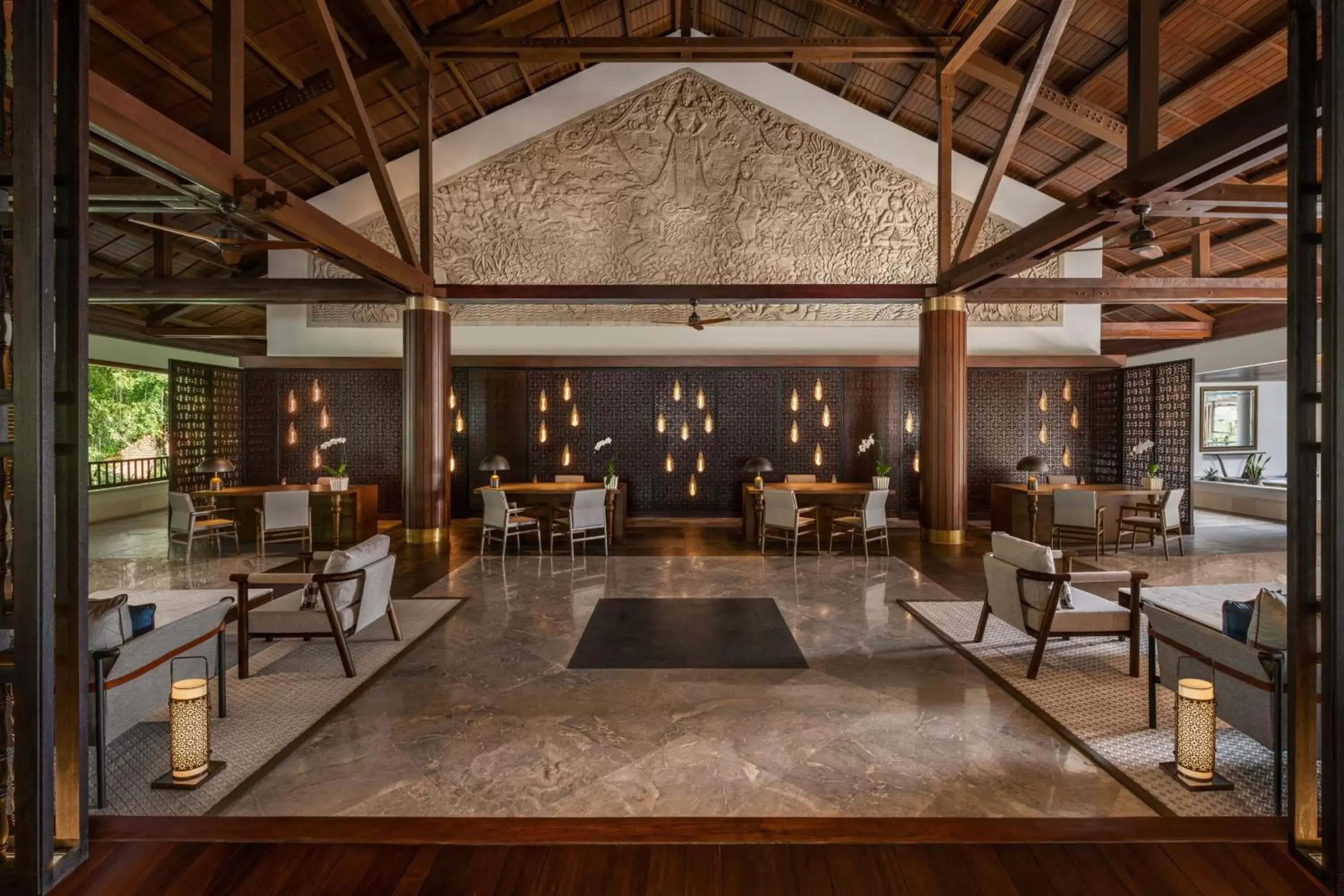 Lobby or reception in The Laguna, A Luxury Collection Resort & Spa, Nusa Dua, Bali