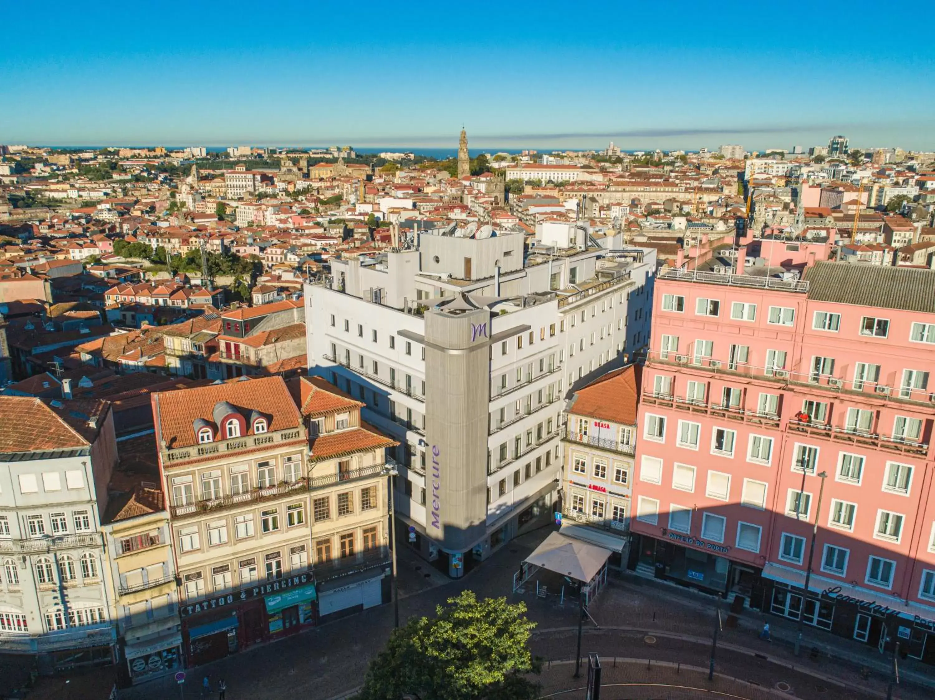 Property building, Bird's-eye View in Mercure Porto Centro Santa Catarina