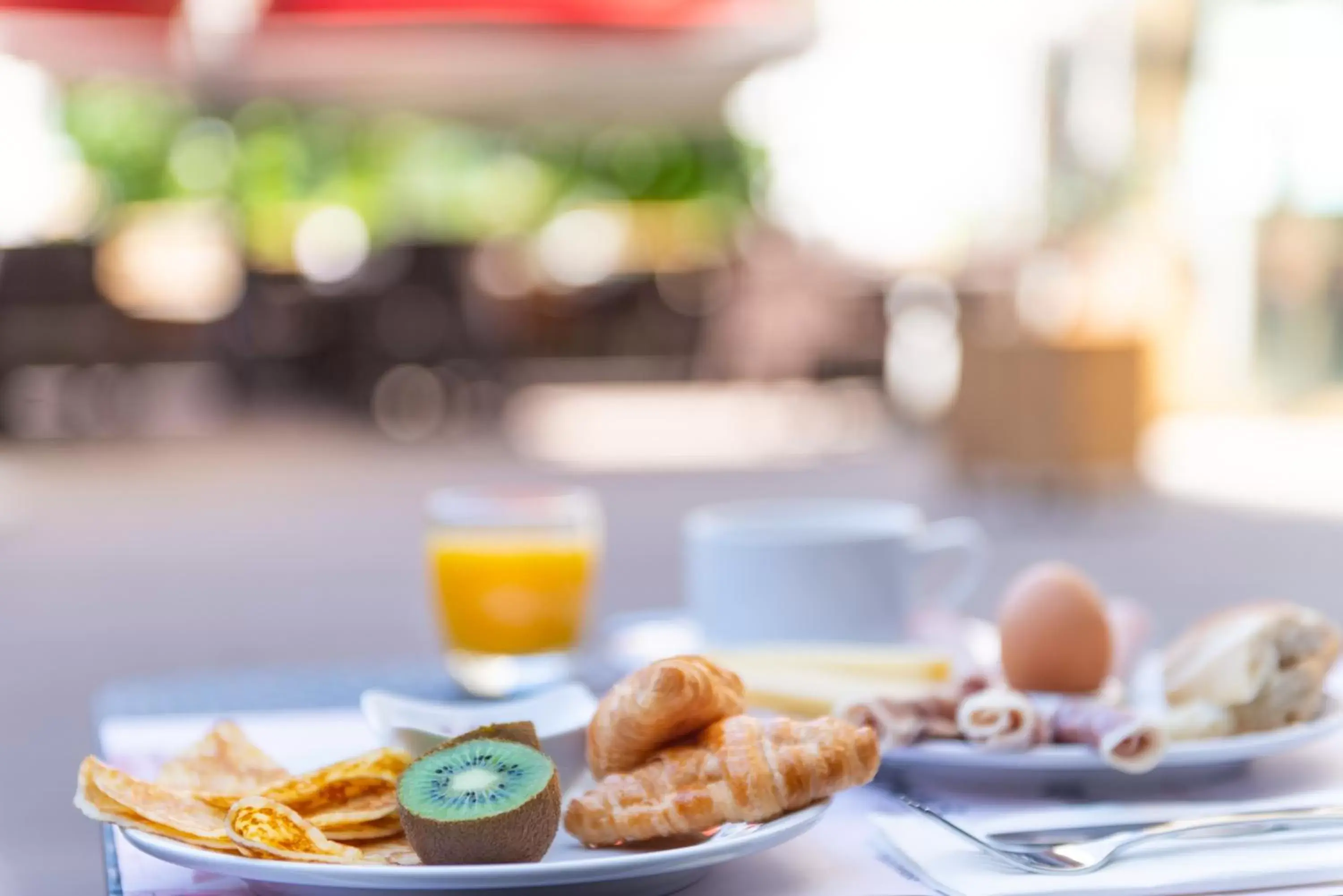 Breakfast in The Originals Résidence, Grenoble Université Breakfast in The Originals Résidence, Grenoble Université