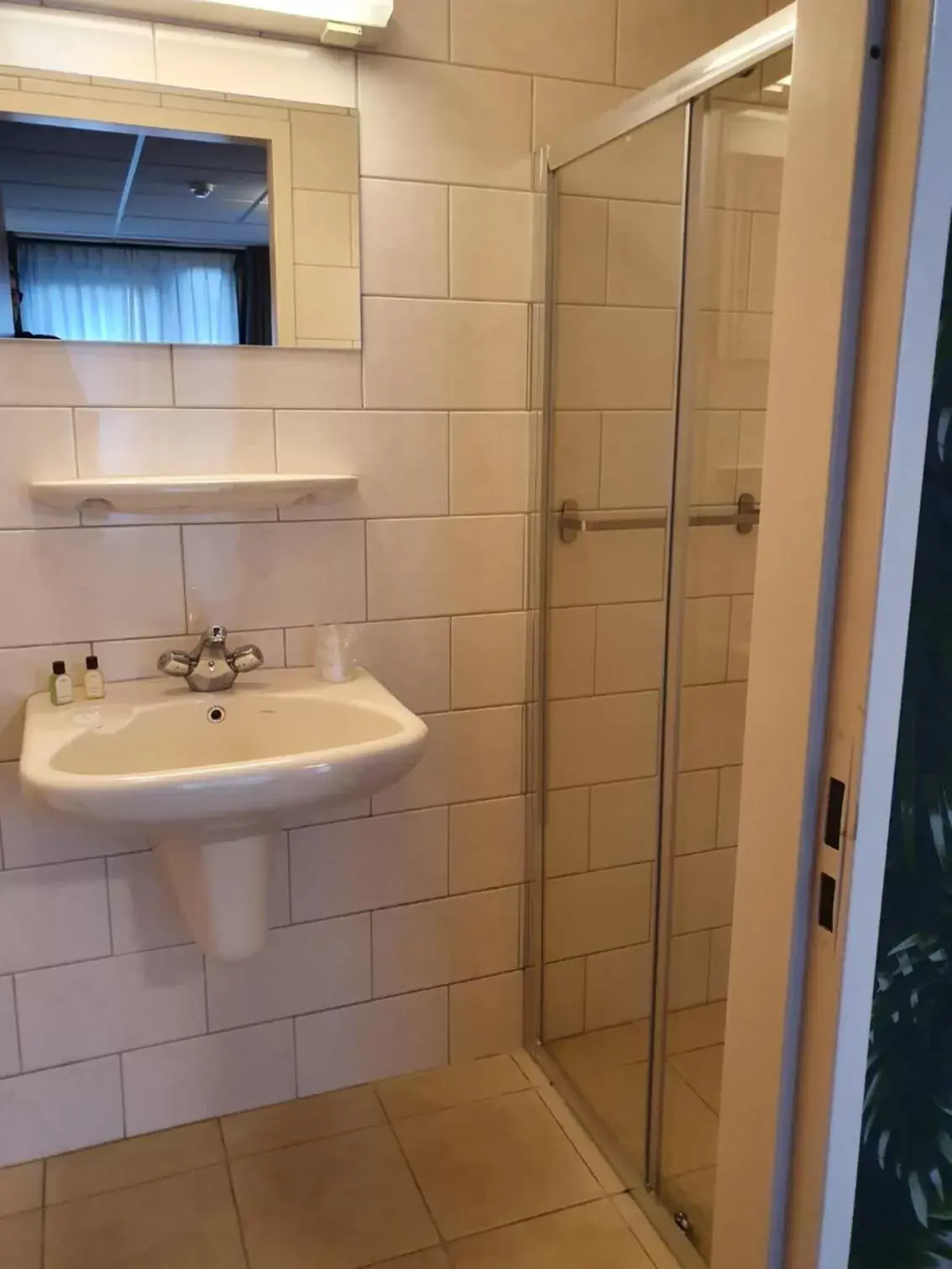 Bathroom in City Hotel Meppel