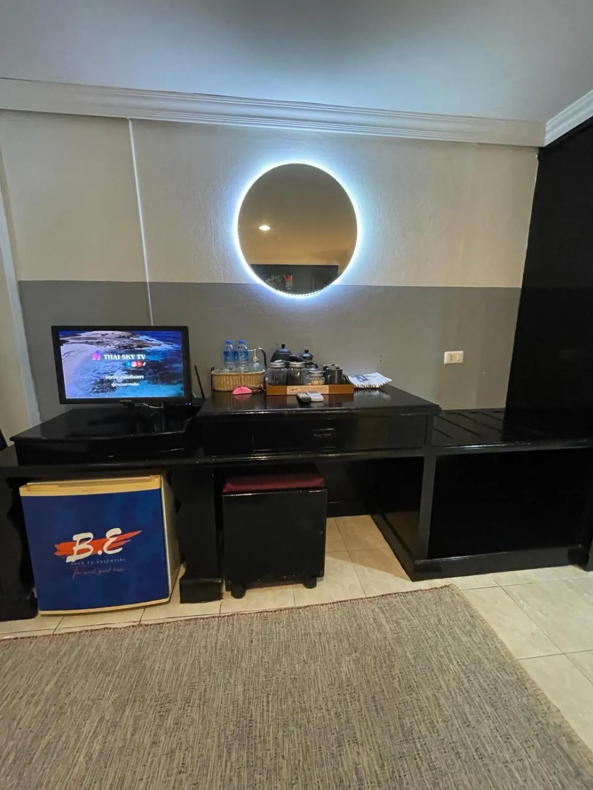 TV and multimedia in BH Baan Paradise Hotel Patong