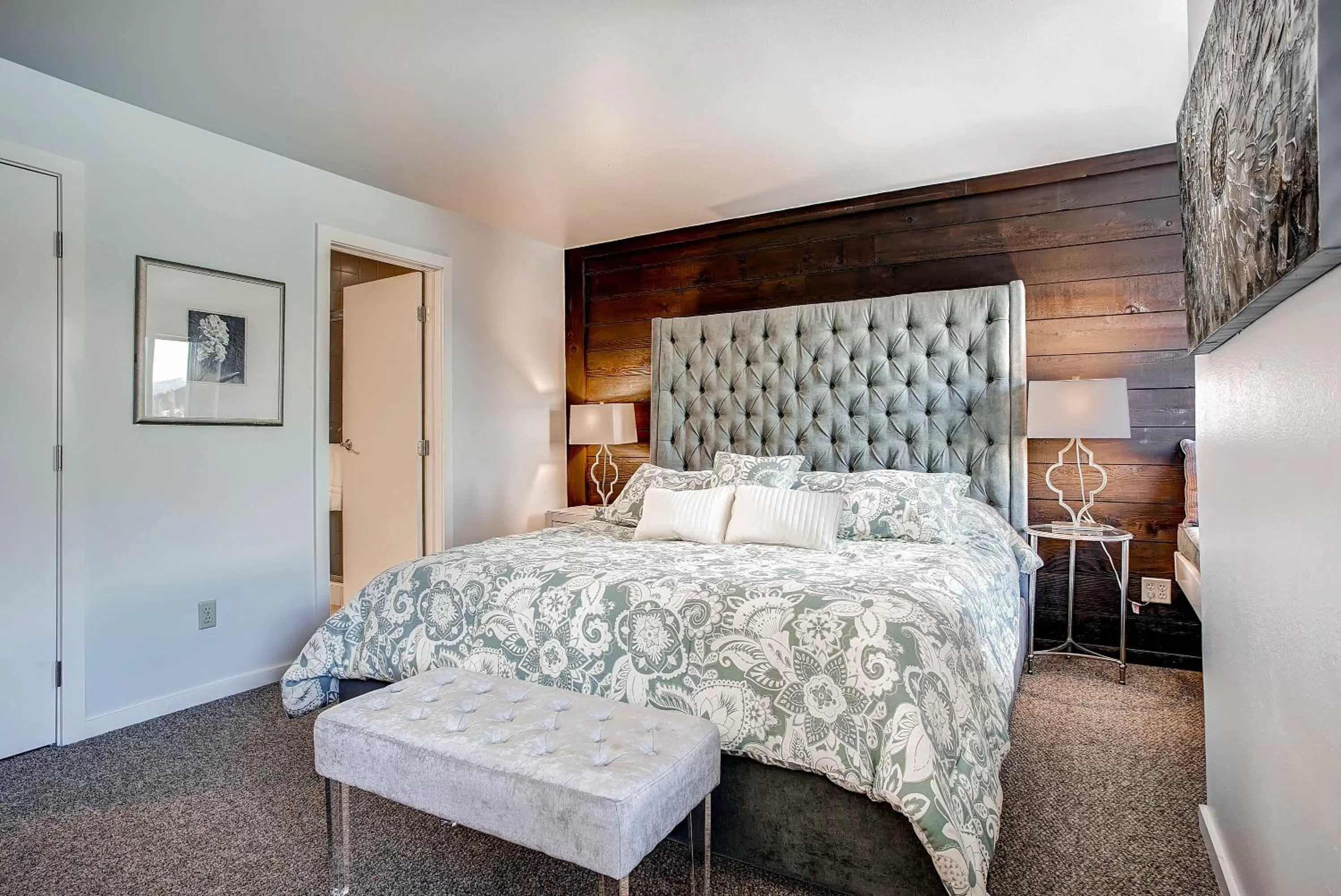 Bed in Lakeside Village by Keystone Resort