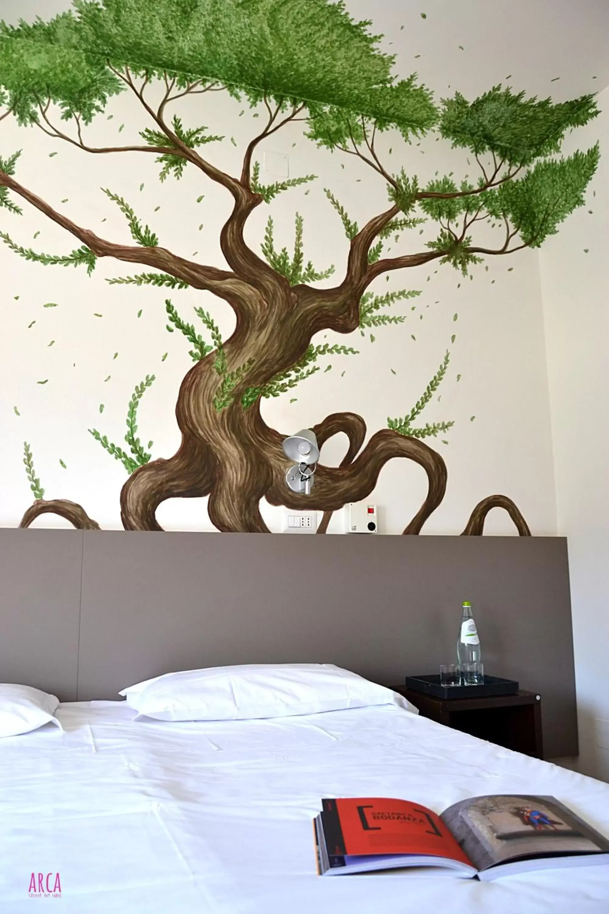 Bedroom in LH Hotel Arca Street Art