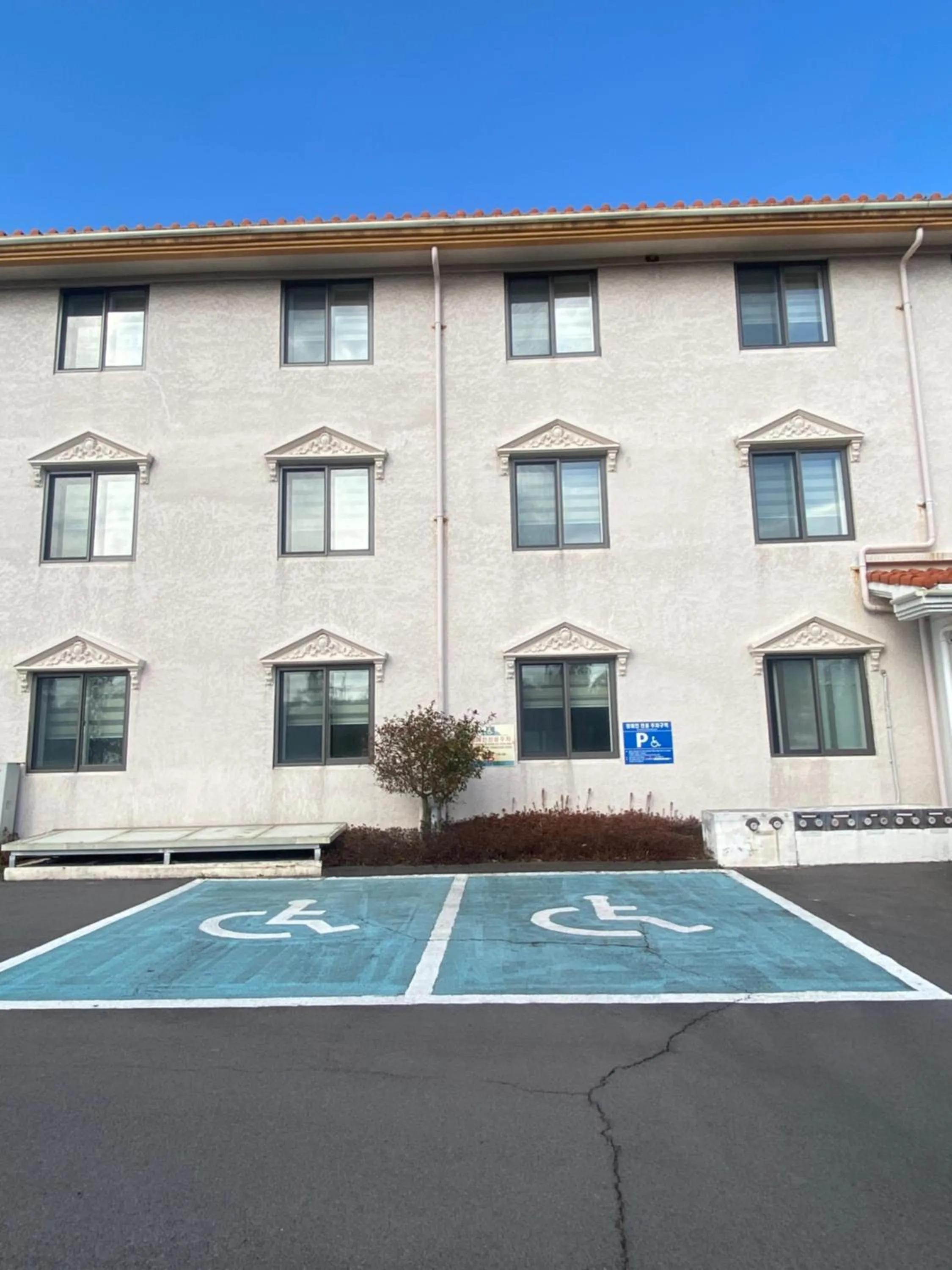 Parking in Jungmun Resort Jeju