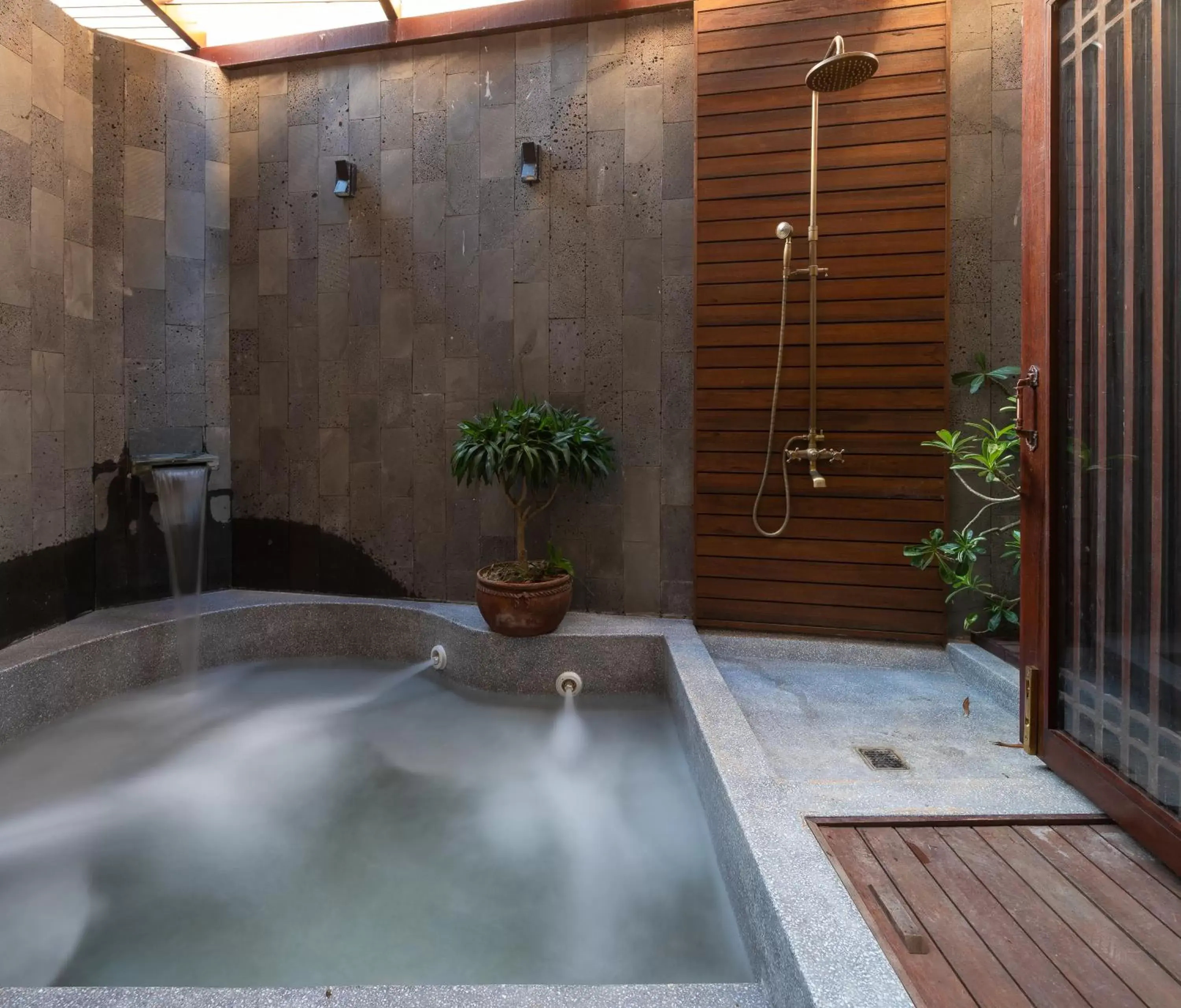 Spa and wellness centre/facilities in Nghê Prana Hotel and Spa Hoi An Spa and wellness centre/facilities in Nghê Prana Hotel and Spa Hoi An