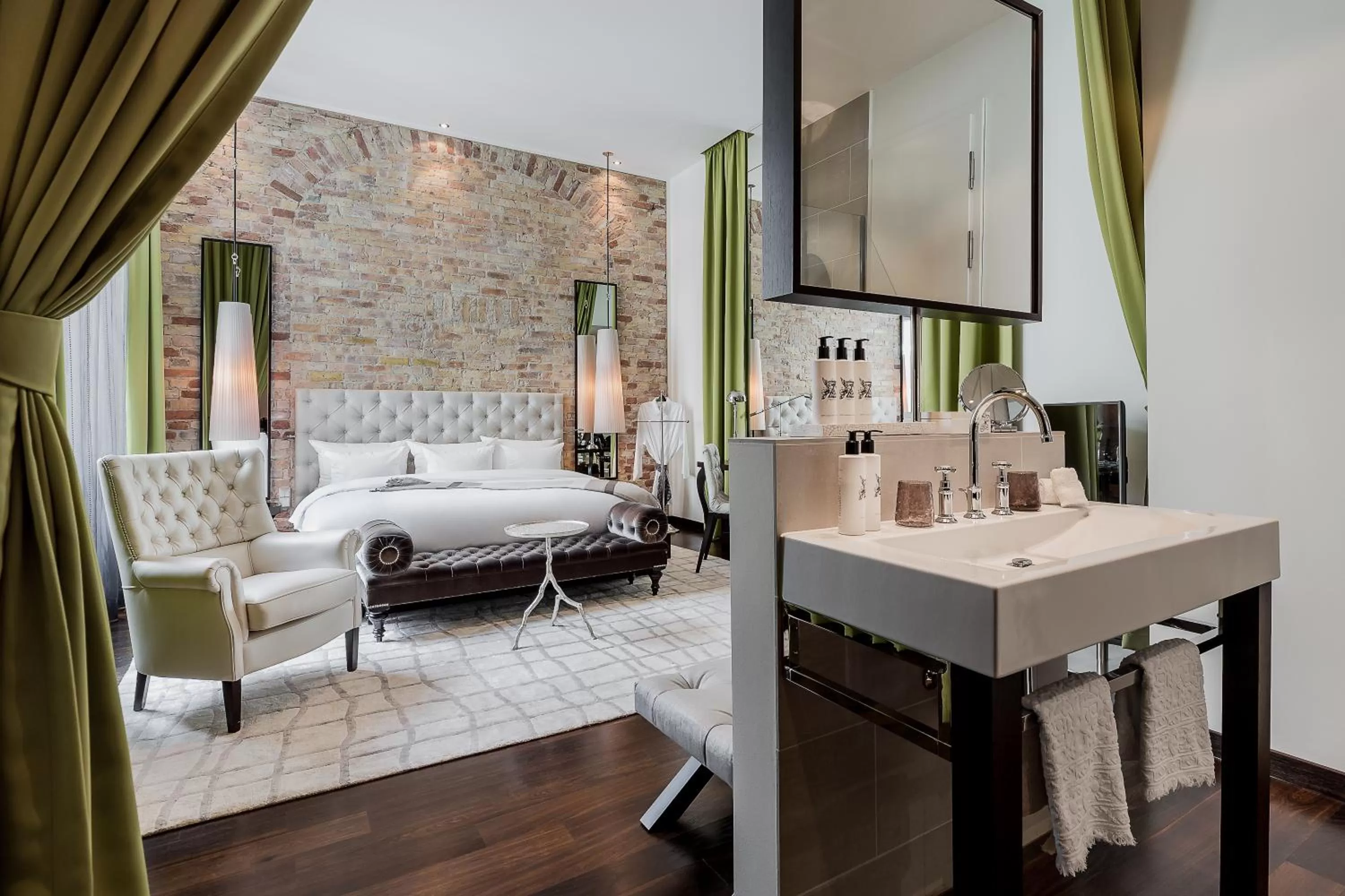 Junior Suite in Hotel Zoo Berlin