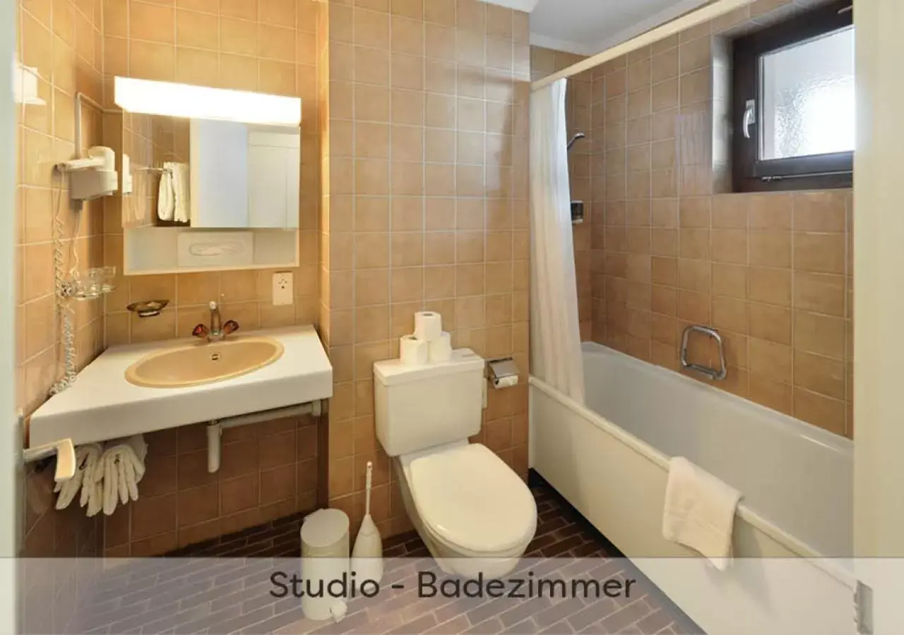 Bathroom in Aparthotel Eiger *** - Grindelwald