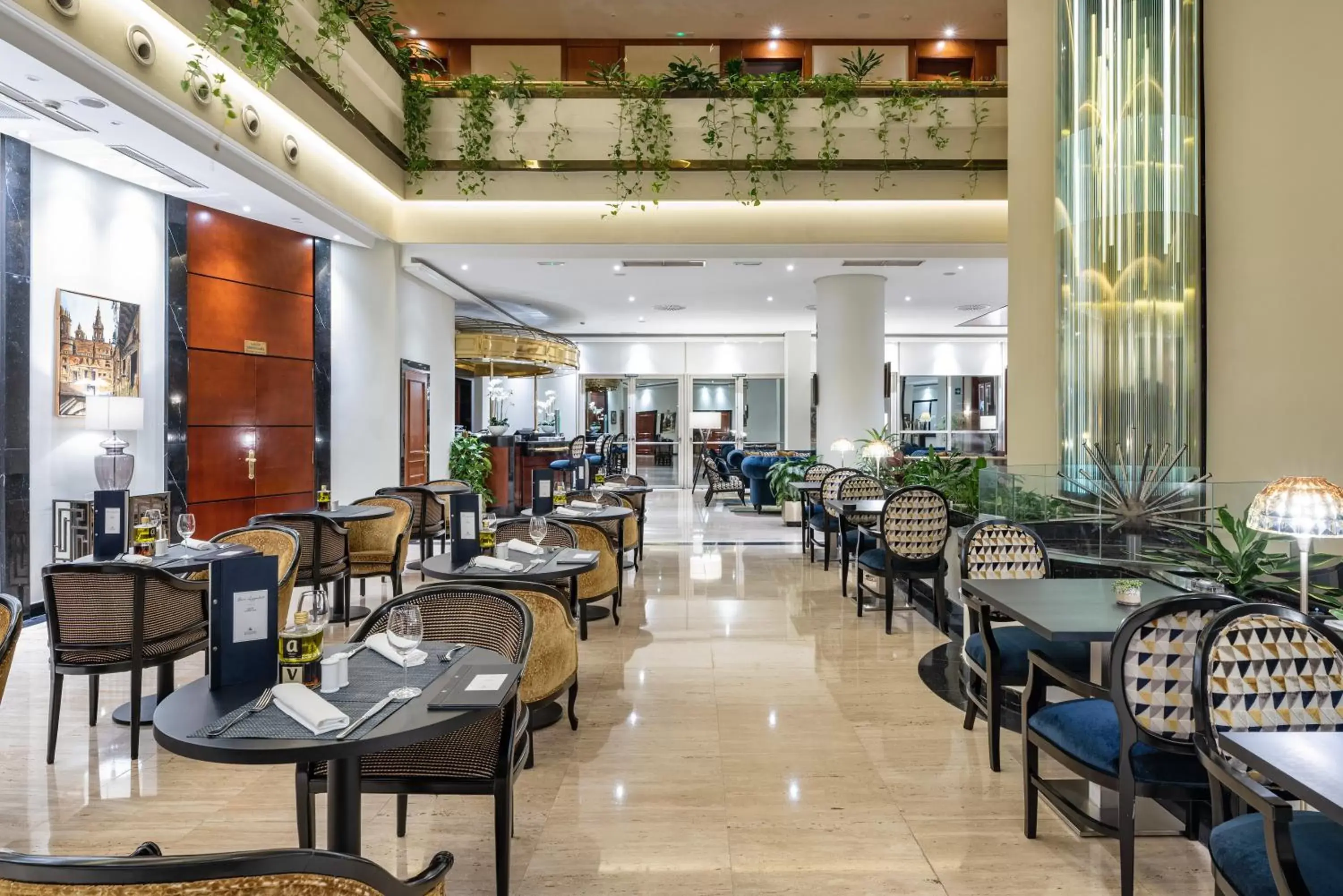 Restaurant/Places to Eat in Eurostars Gran Hotel Santiago