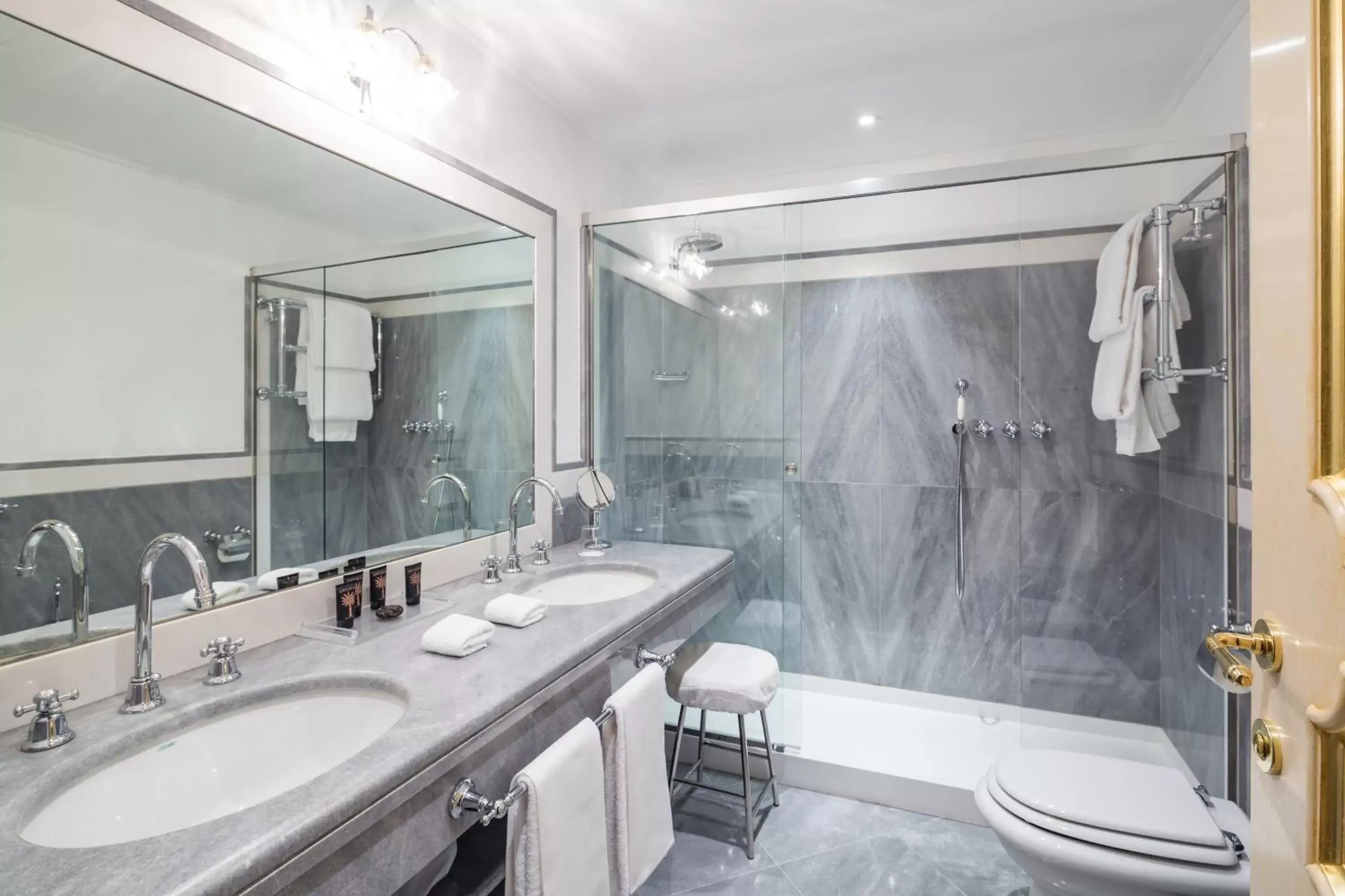 Shower, Bathroom in Baglioni Hotel Luna - The Leading Hotels of the World