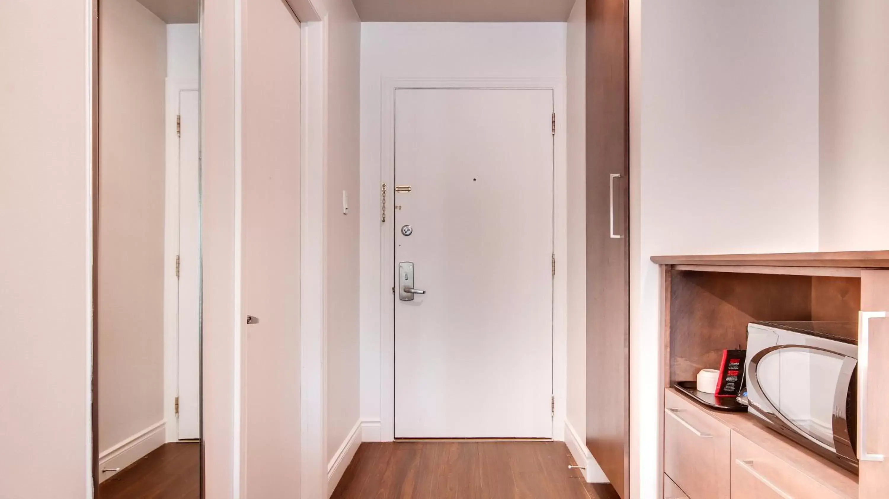 storage, Bathroom in Hôtel Marineau Shawinigan