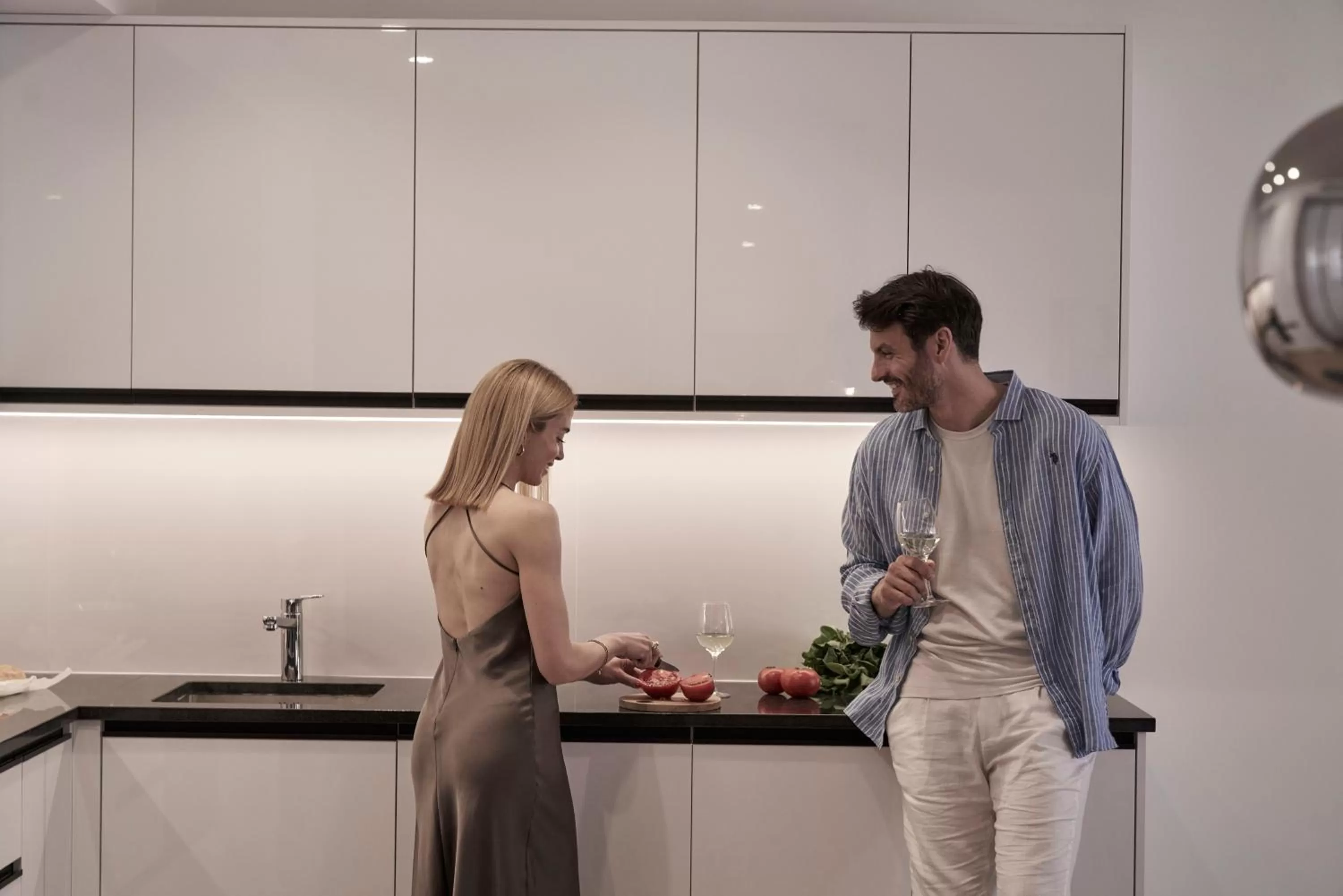 People in Hestia - Dimitressa 4