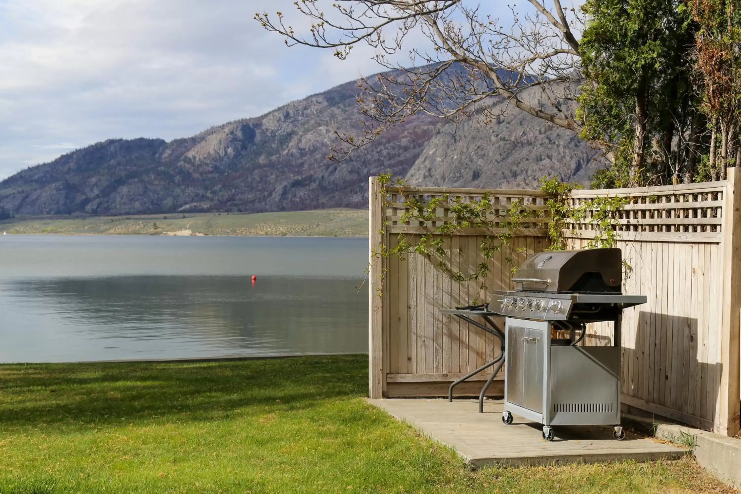 BBQ Facilities in Richter Pass Beach Resort