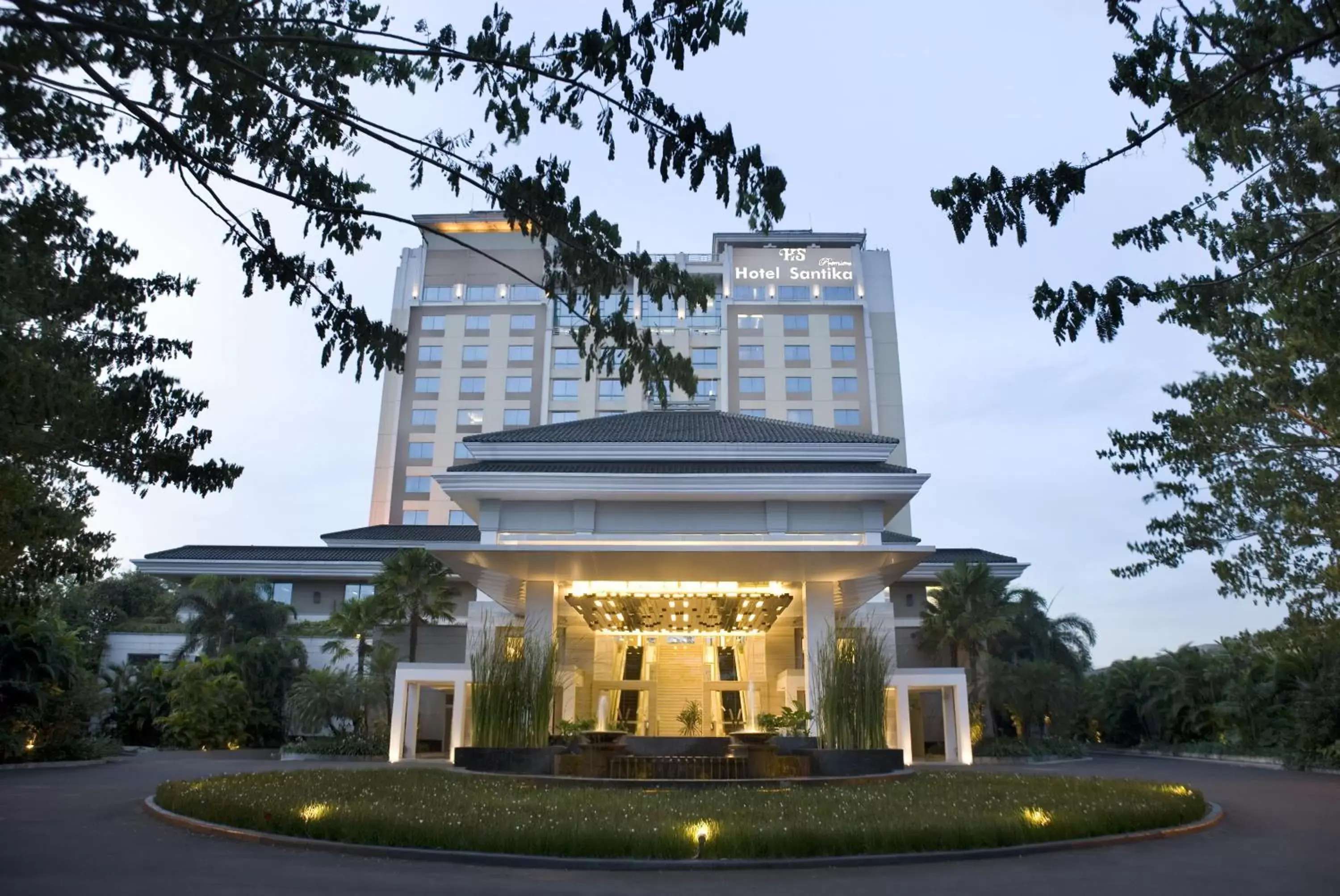 Facade/entrance in Hotel Santika Premiere Slipi Jakarta
