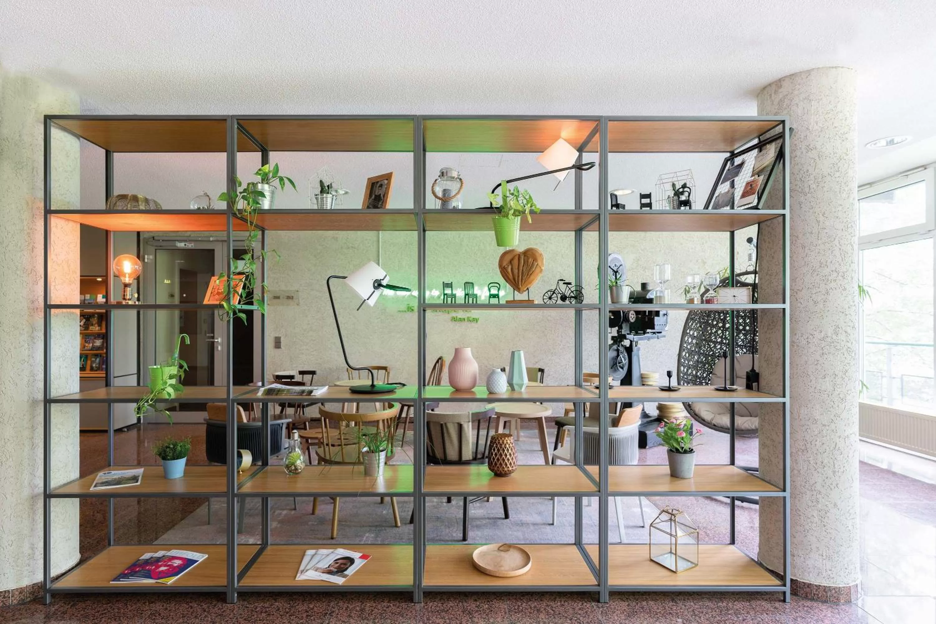 Lobby or reception in Seminaris Hotel Potsdam Griebnitzsee