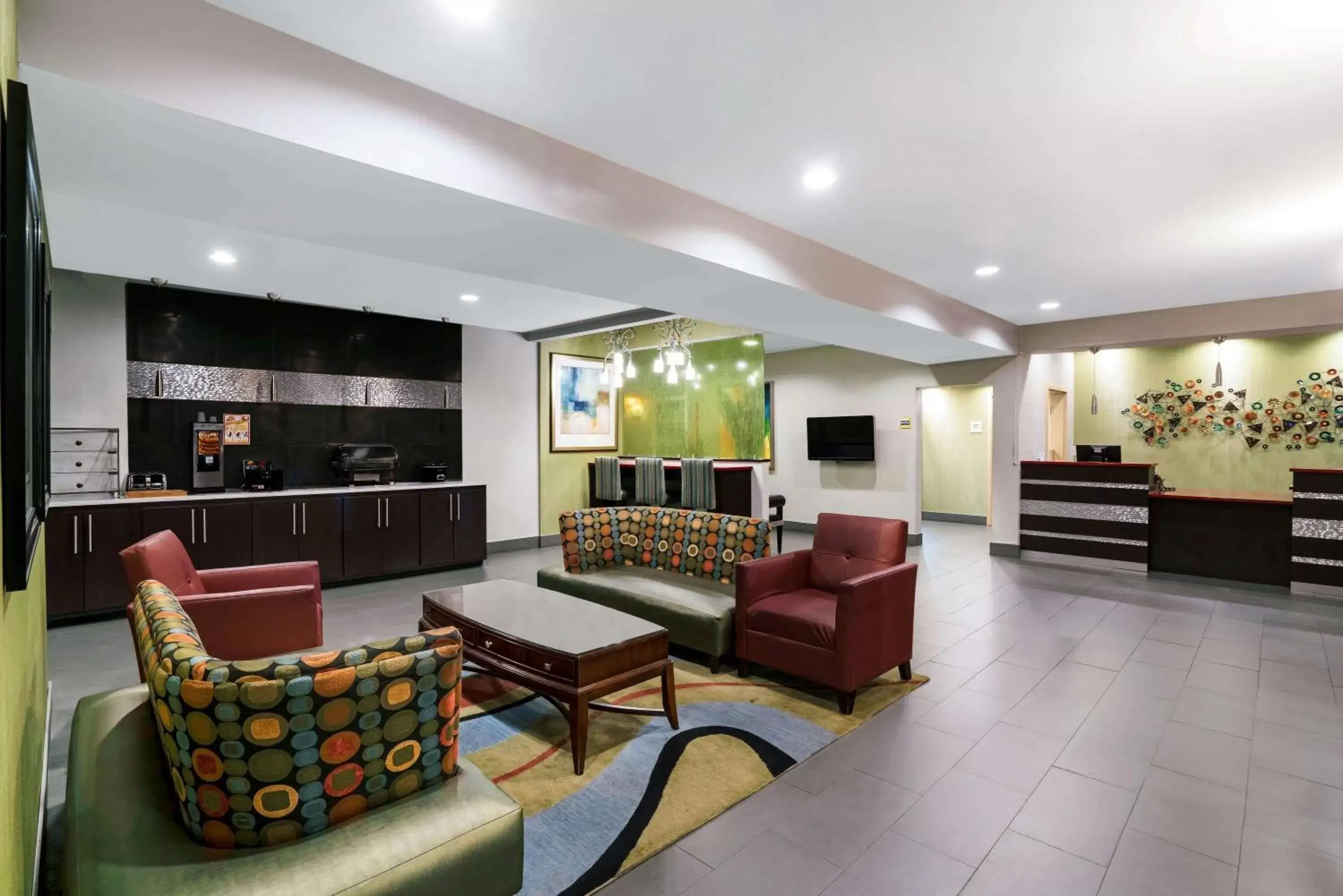 Lobby or reception in La Quinta by Wyndham Lebanon Lobby or reception in La Quinta by Wyndham Lebanon
