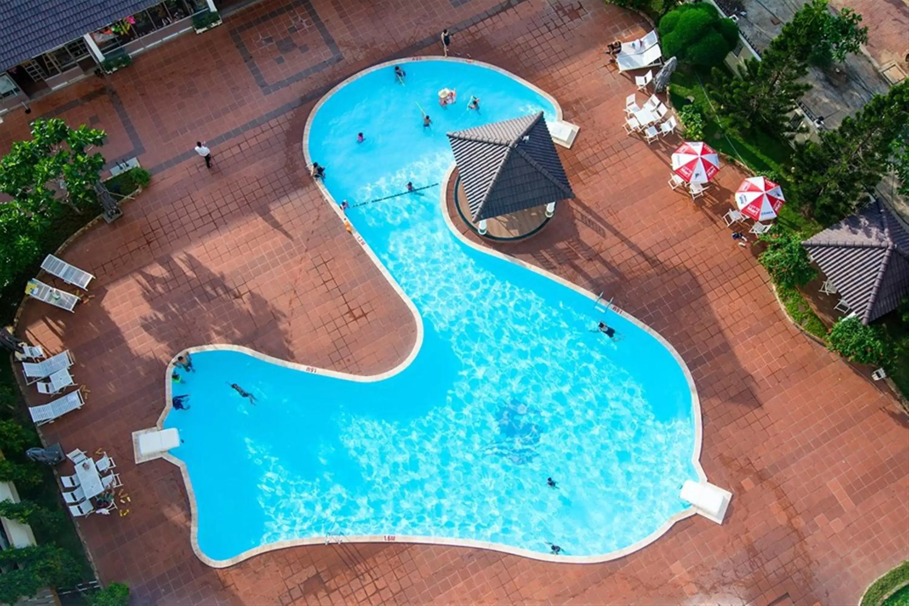 Pool View in Sammy Hotel