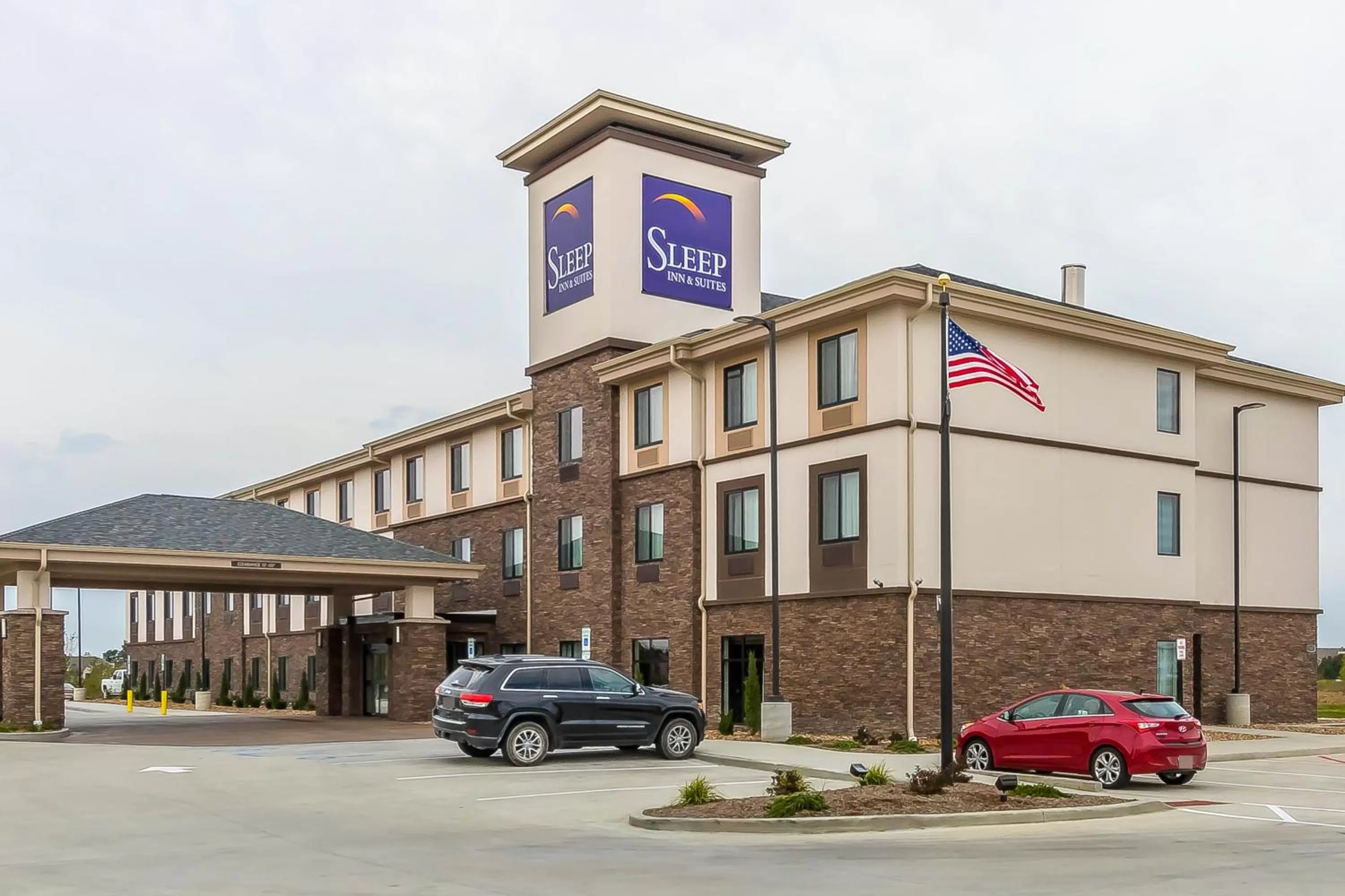 Facade/entrance in Sleep Inn & Suites O'Fallon MO - Technology Drive