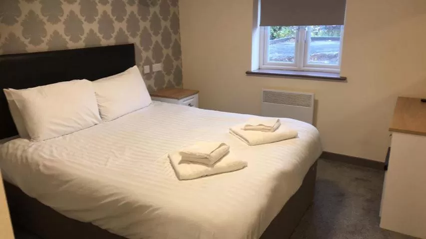 Bed in Alcester Inn