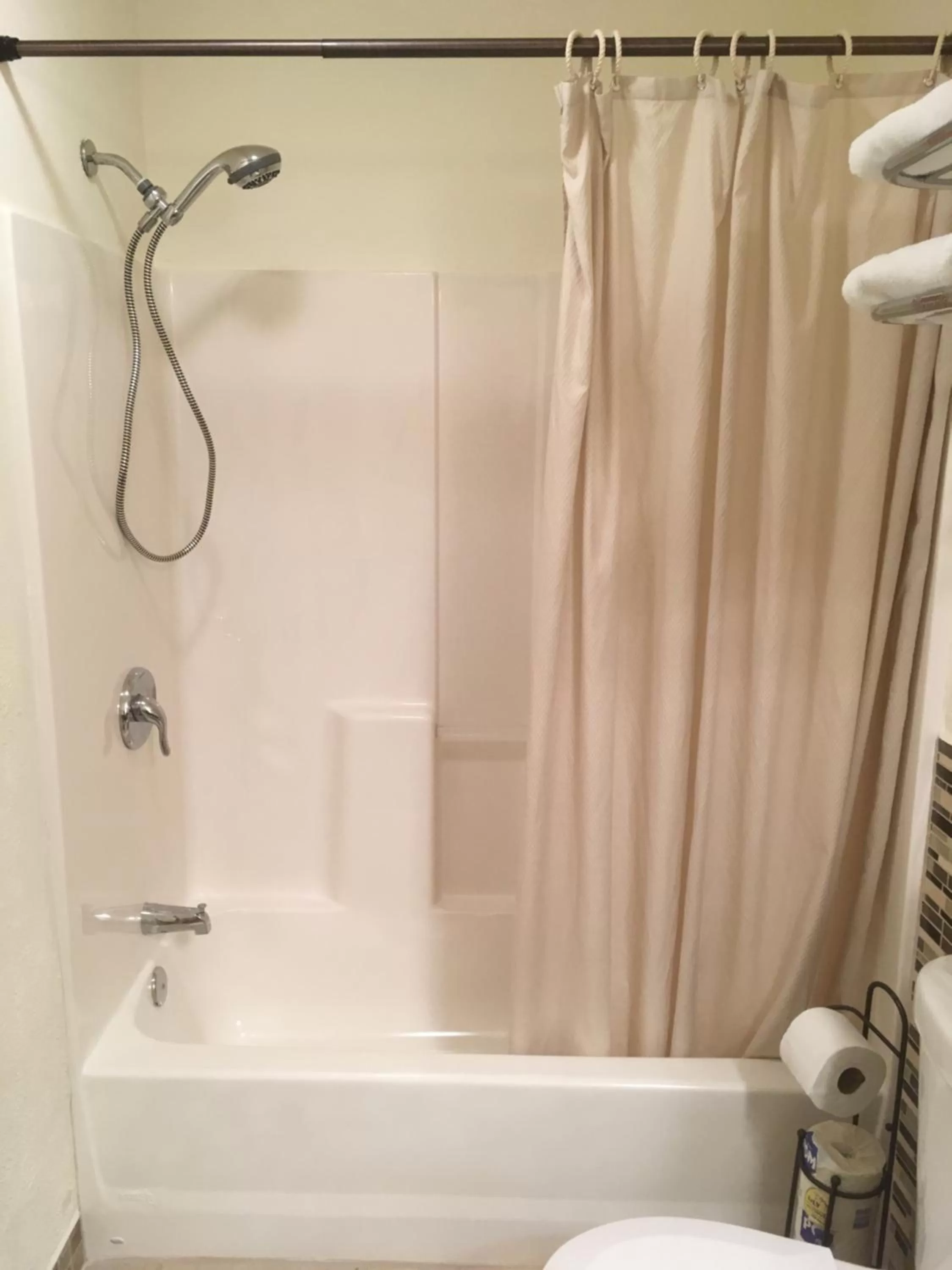 Bathroom in Capri Beach Hotel