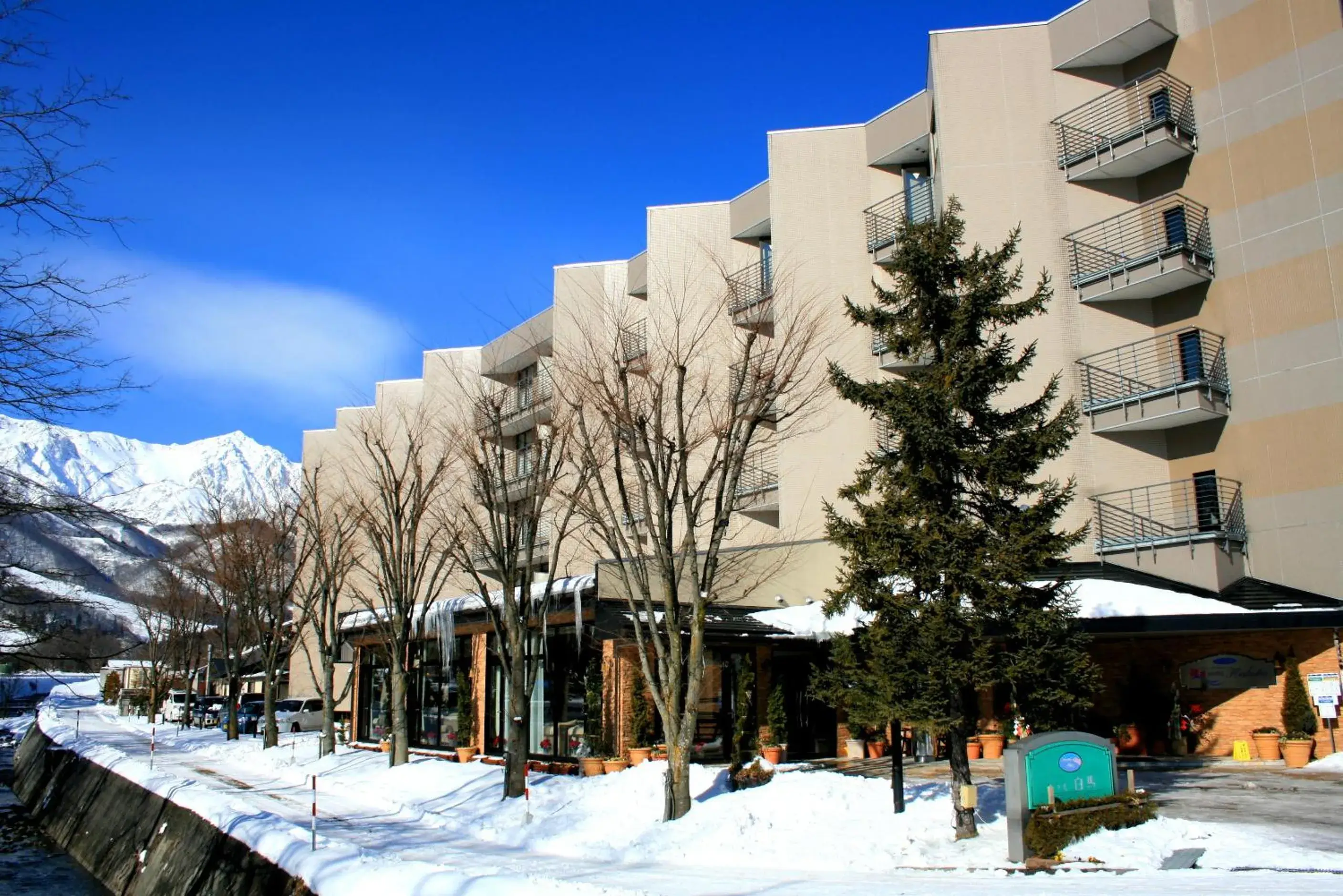 Property building, Winter in Hotel Hakuba