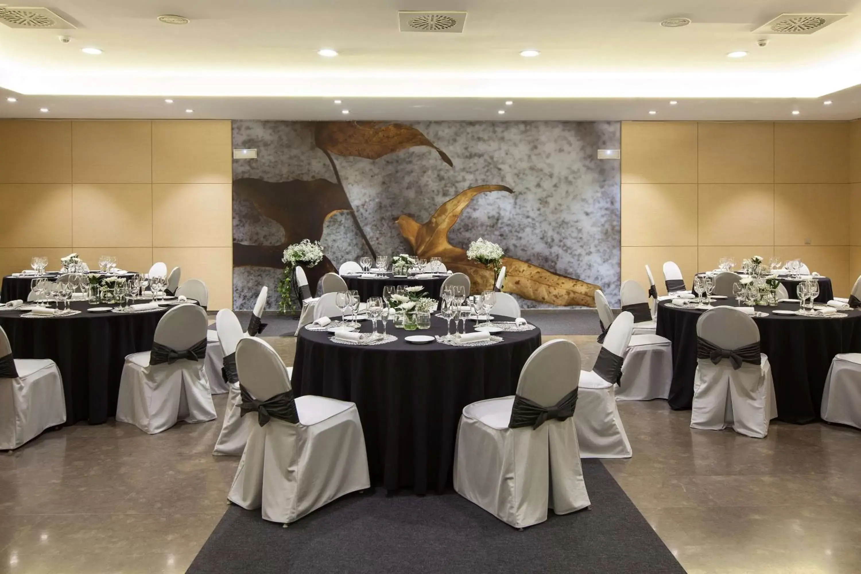 Meeting/conference room, Banquet Facilities in NH Canciller Ayala Vitoria