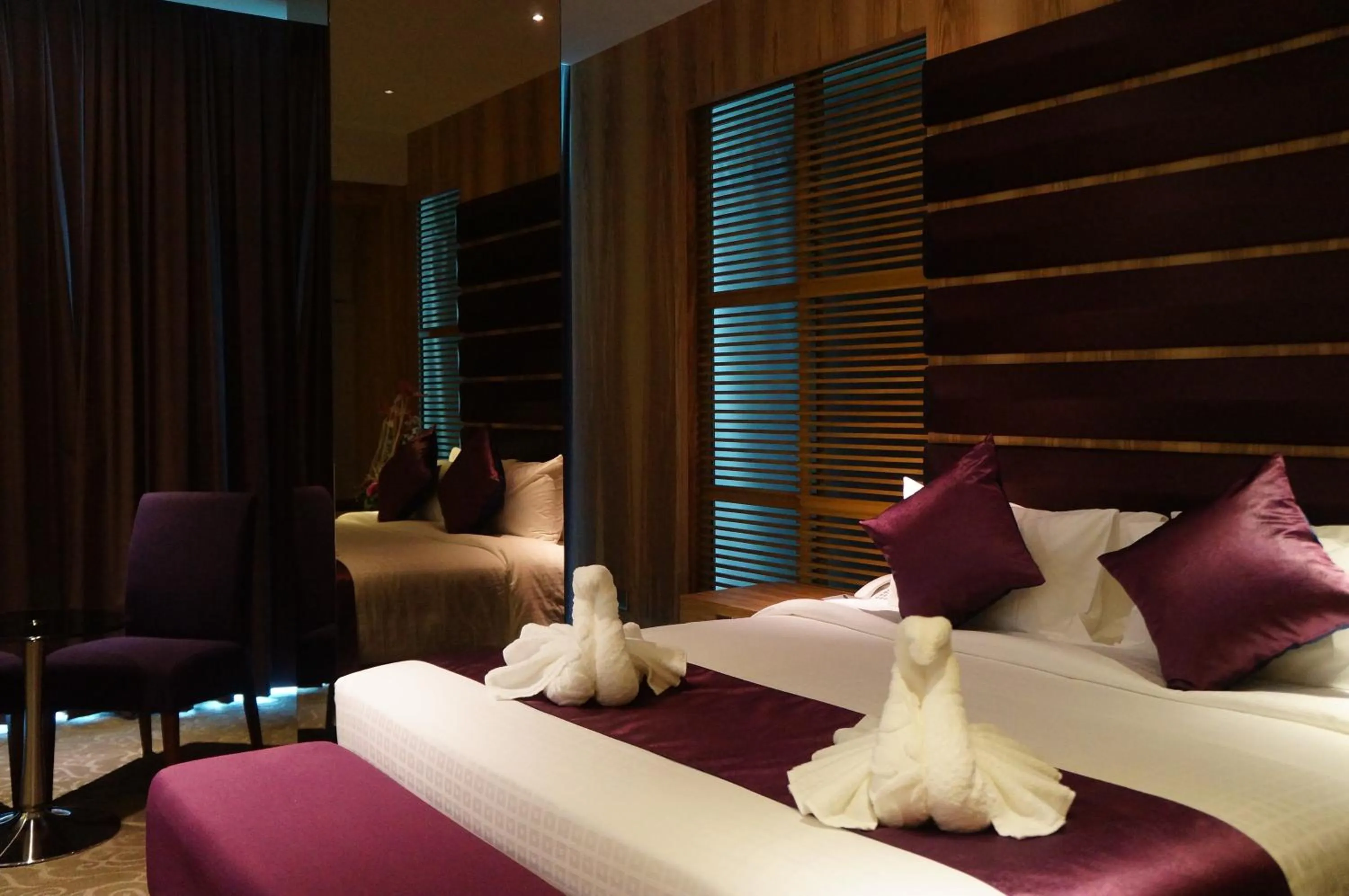 Bedroom, Bed in Greens Hotel & Suites