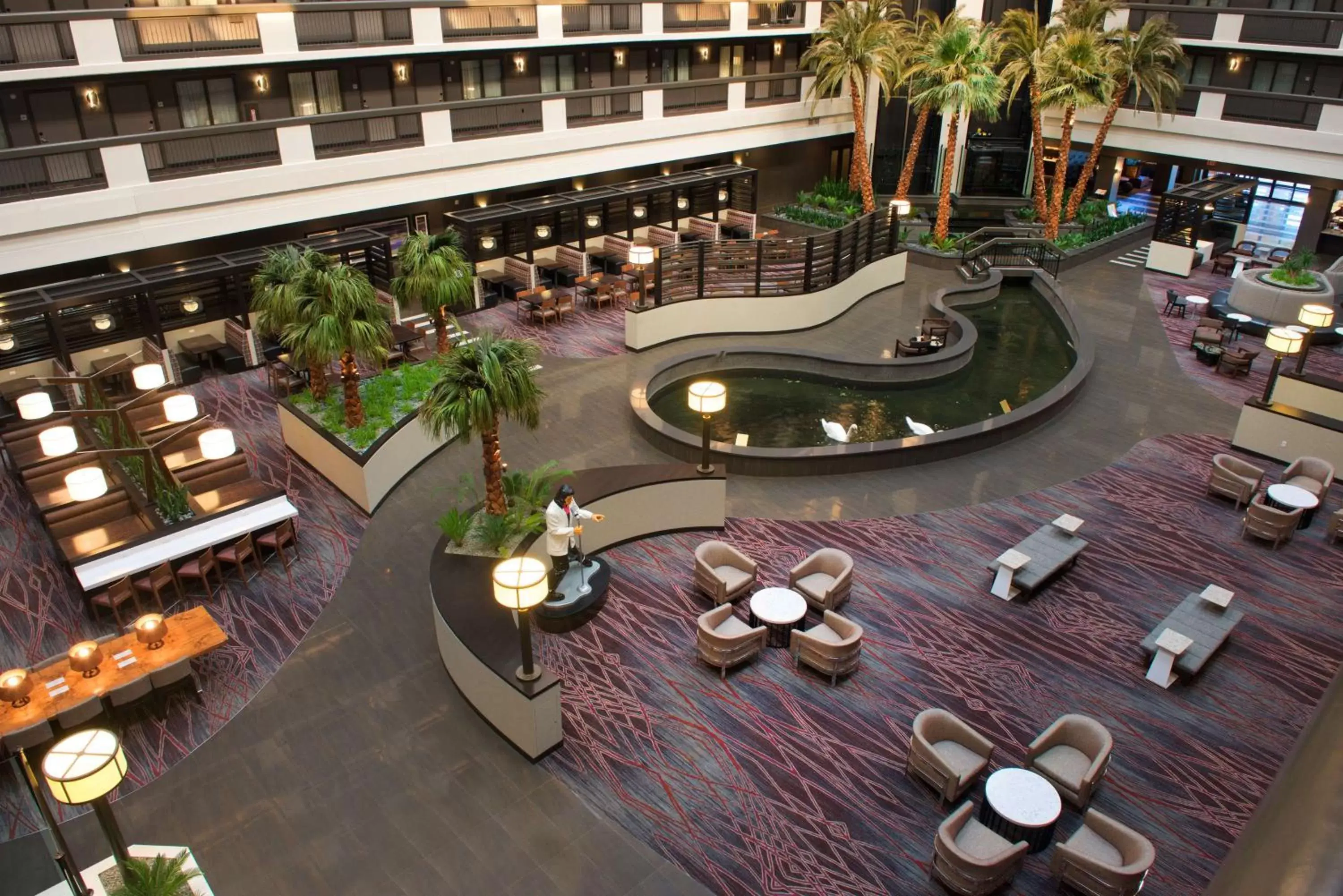 Lobby or reception, Pool View in Embassy Suites by Hilton Las Vegas