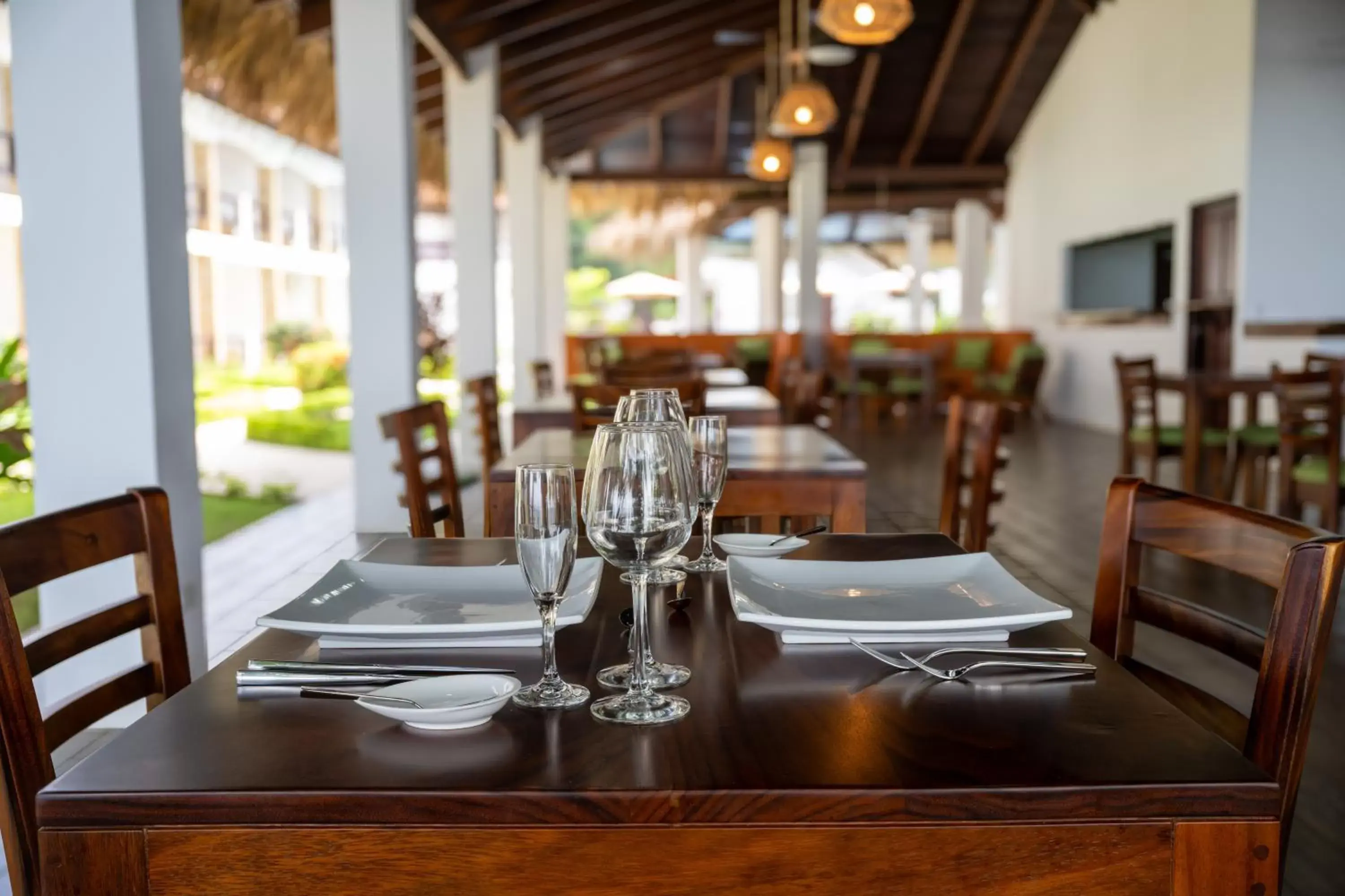 Restaurant/Places to Eat in Fuego del Sol Beachfront Hotel