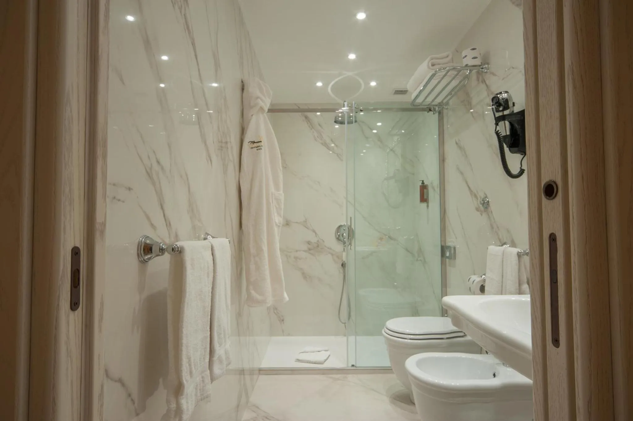 Bathroom in Maison Tritone