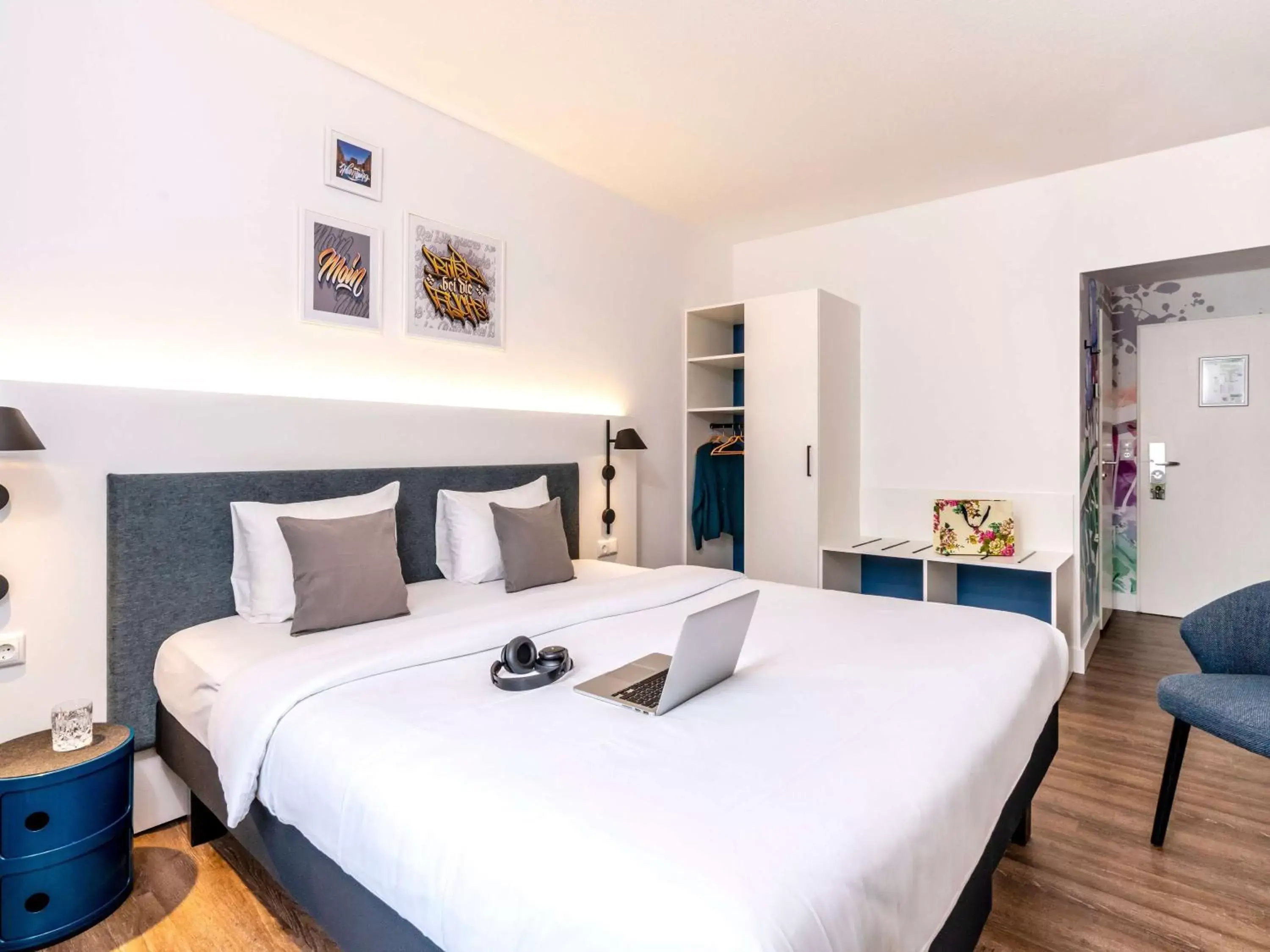 Bedroom, Bed in ibis Styles Hamburg Alster City Bedroom, Bed in ibis Styles Hamburg Alster City