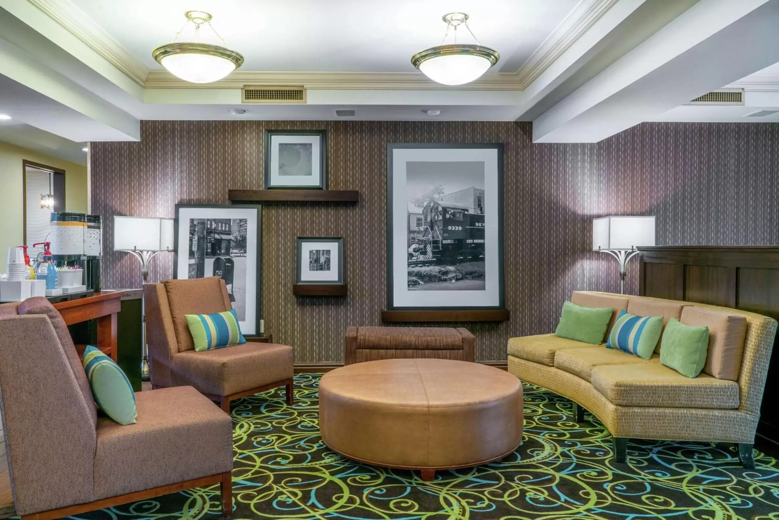 Lobby or reception, Seating Area in Hampton Inn & Suites Valley Forge/Oaks