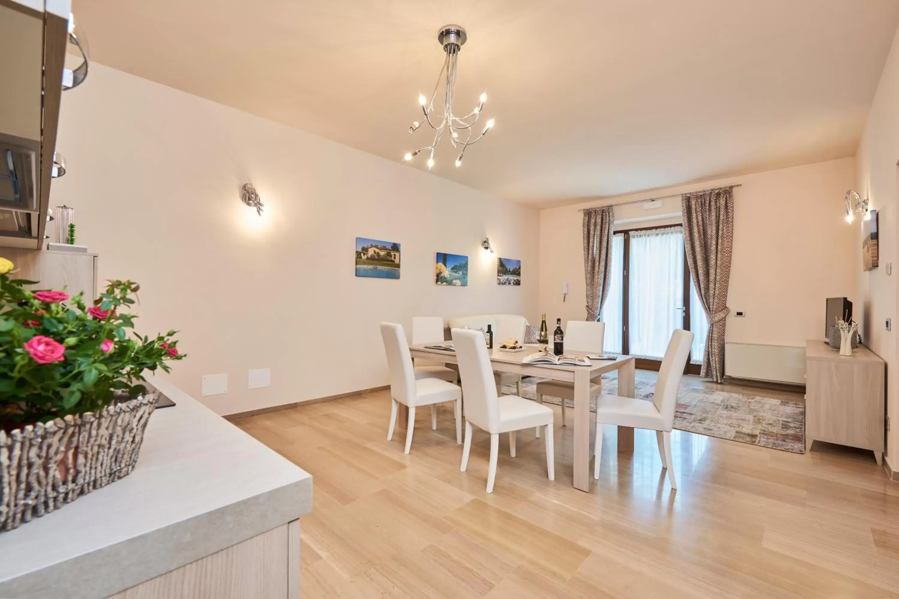 Dining Area in Domus Il Palio