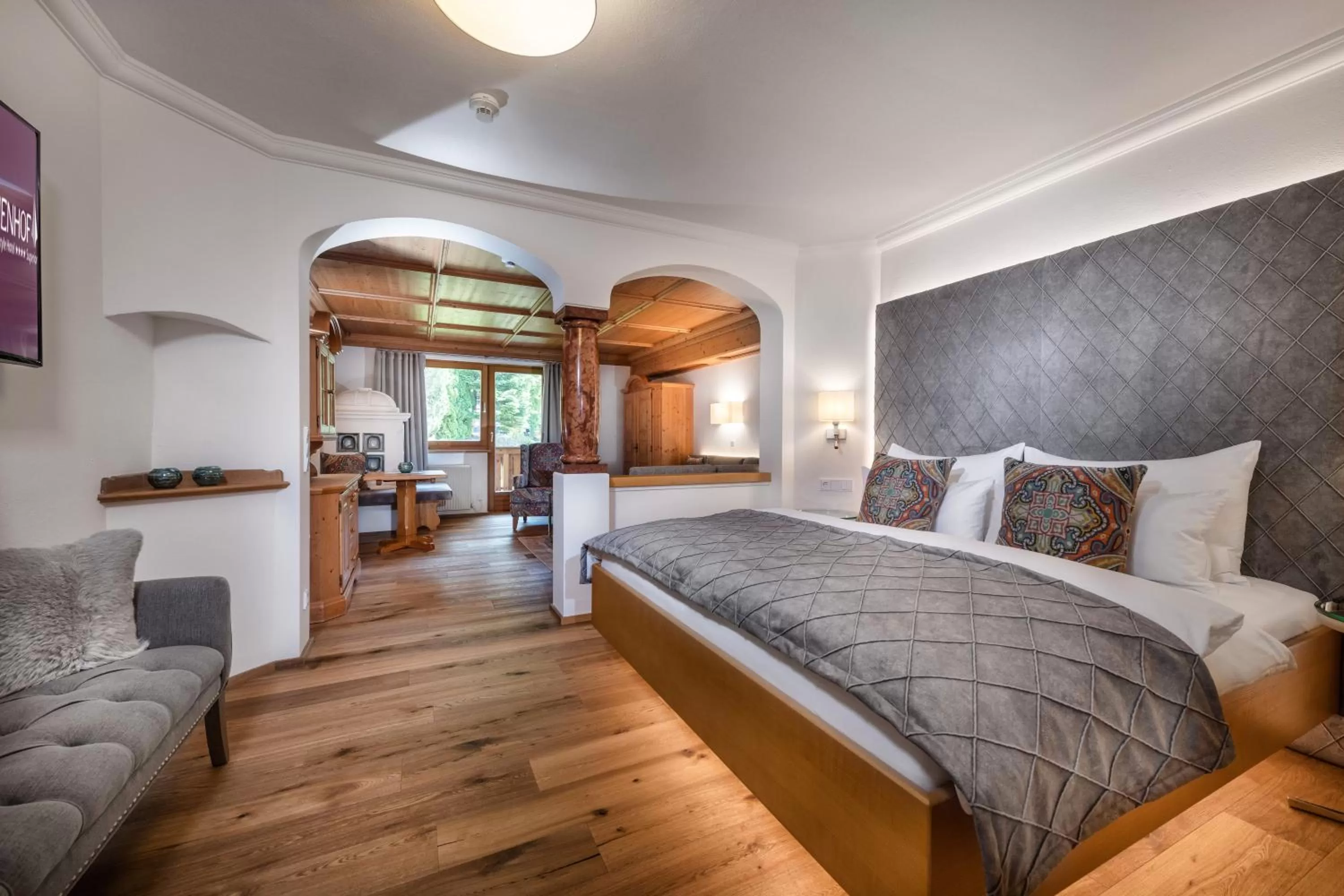 Photo of the whole room, Bed in Alpines Lifestyle Hotel Tannenhof