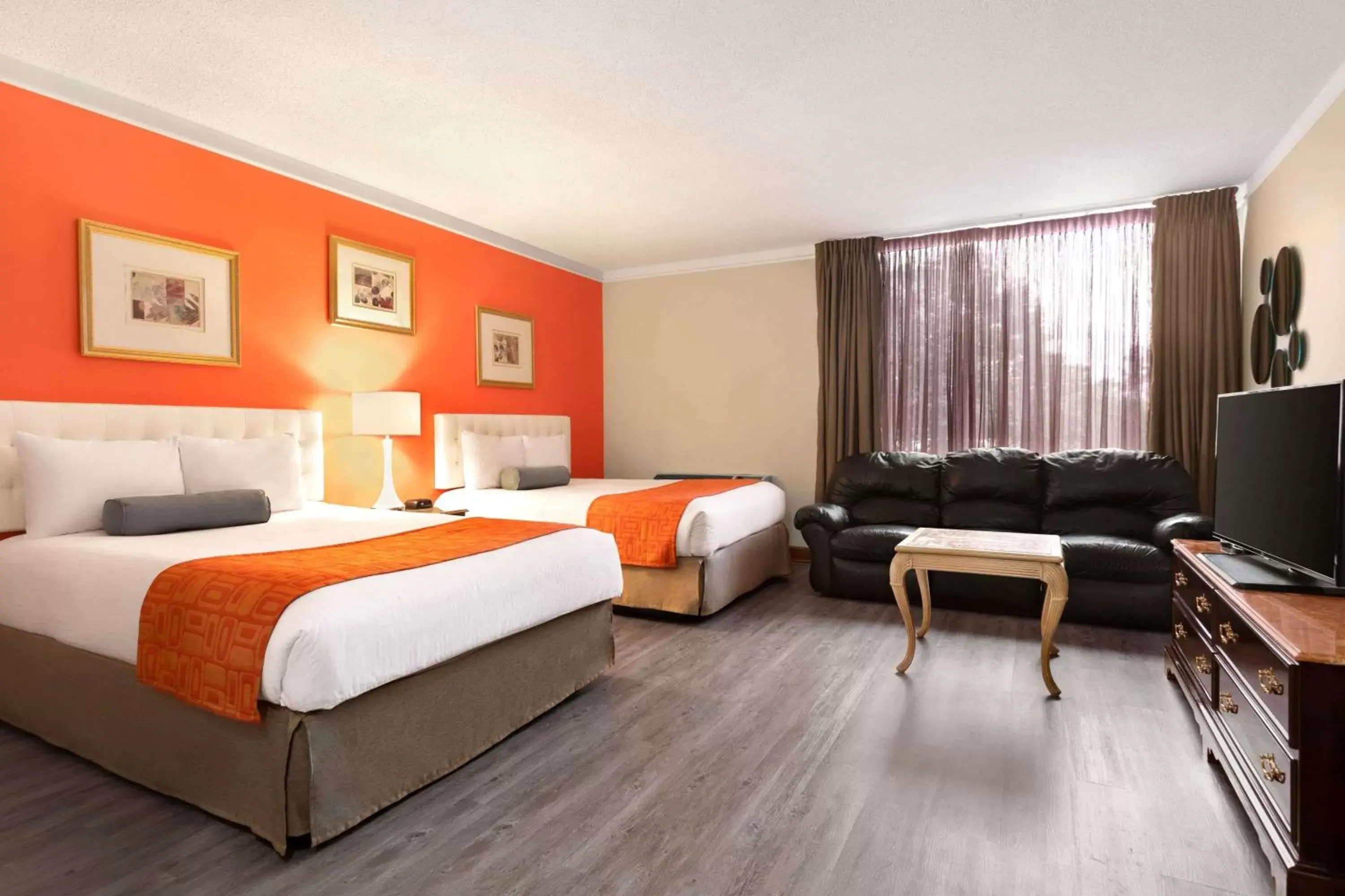 Studio Suite with Two Queen Beds - Non-Smoking in Howard Johnson Plaza by Wyndham Windsor