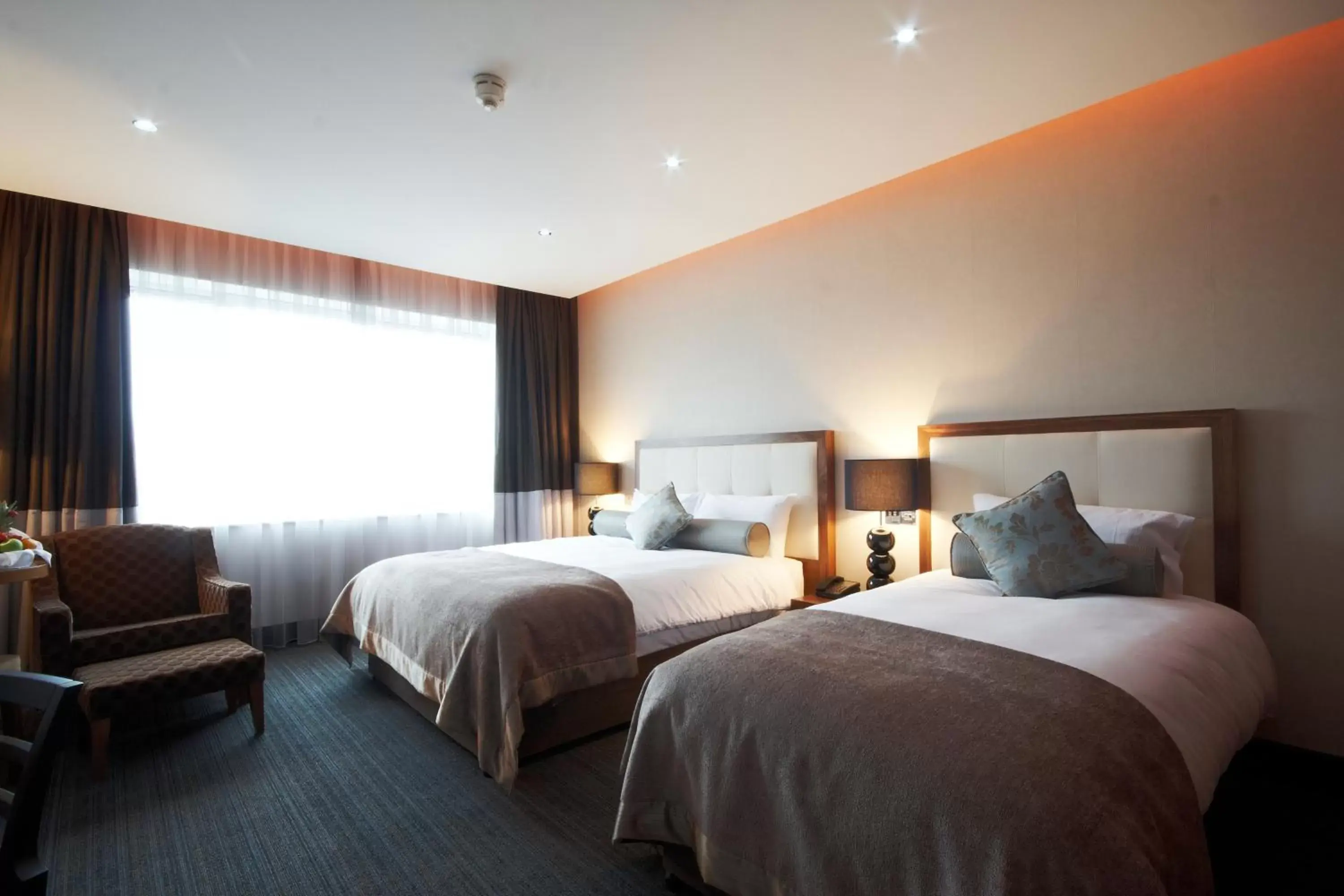 Bed in Rochestown Park Hotel