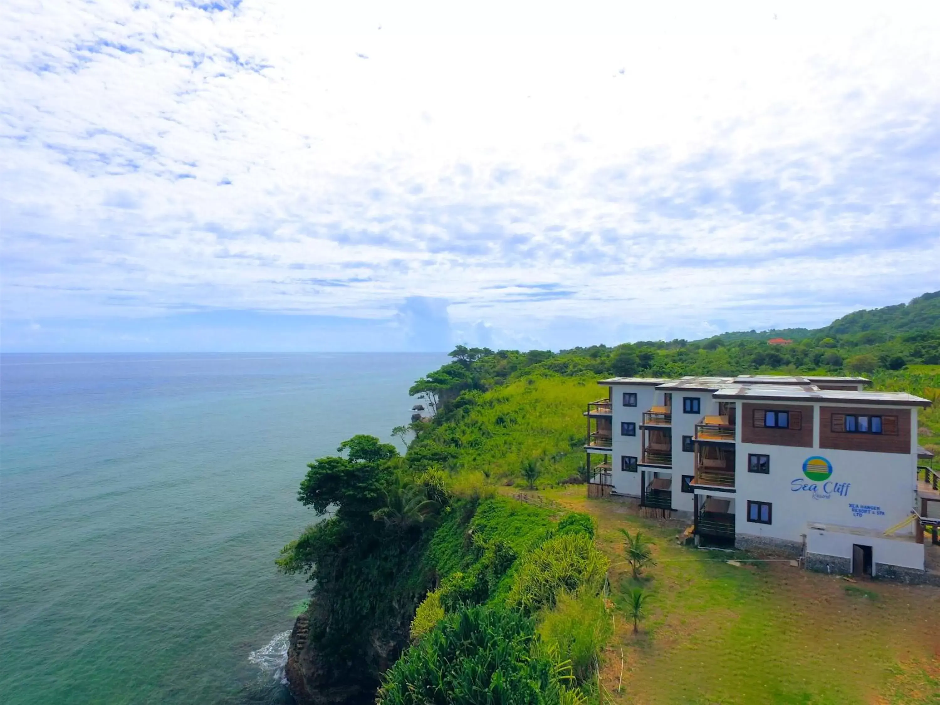 The Sea Cliff Hotel Resort & Spa