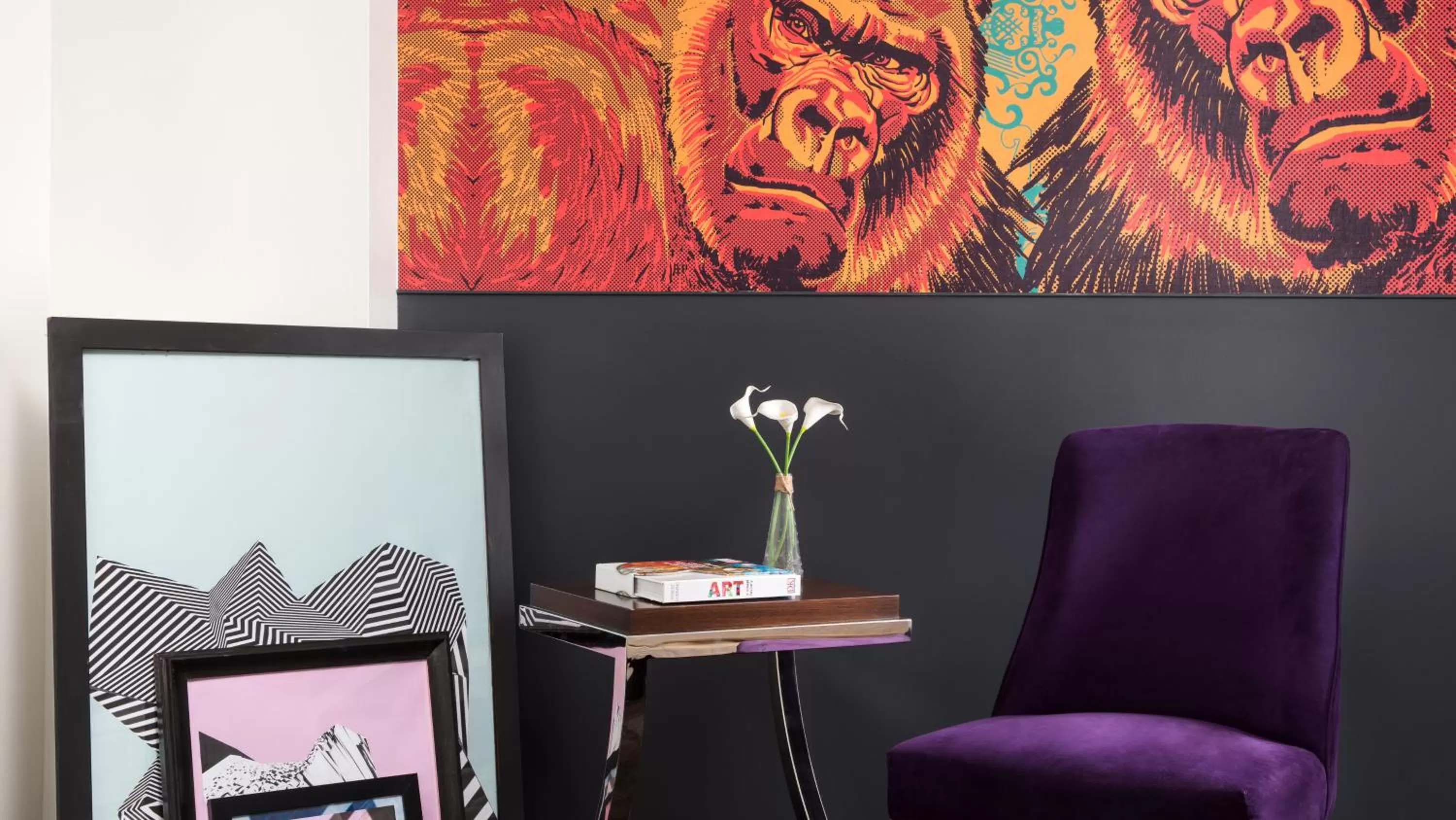 Seating area in Studio Allston Hotel Boston