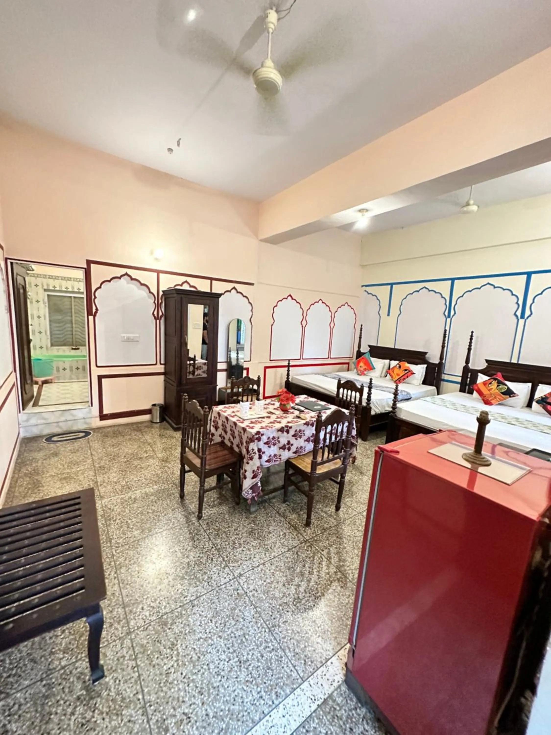 Rawla Mrignayani Palace