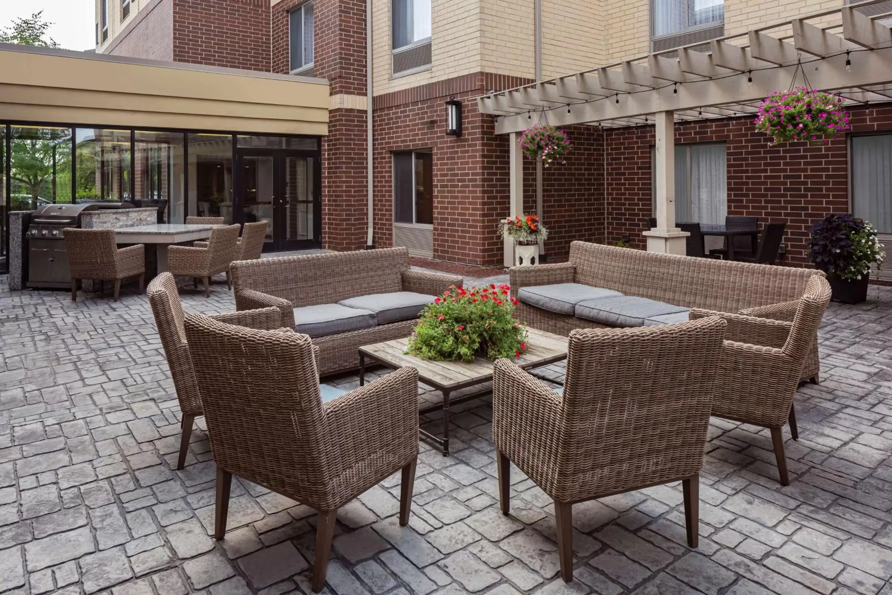 Patio in Homewood Suites by Hilton Orland Park