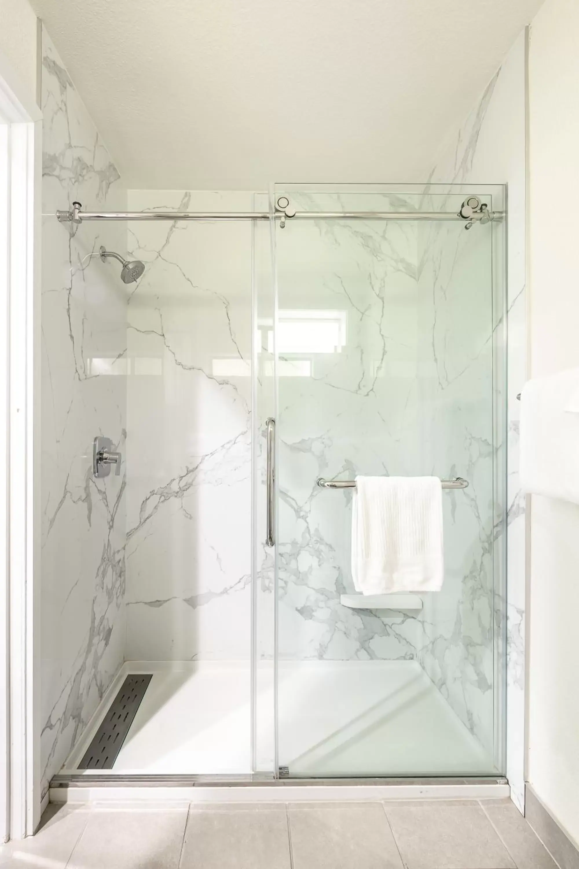 Deluxe Room in Jot's Resort Deluxe Room in Jot's Resort