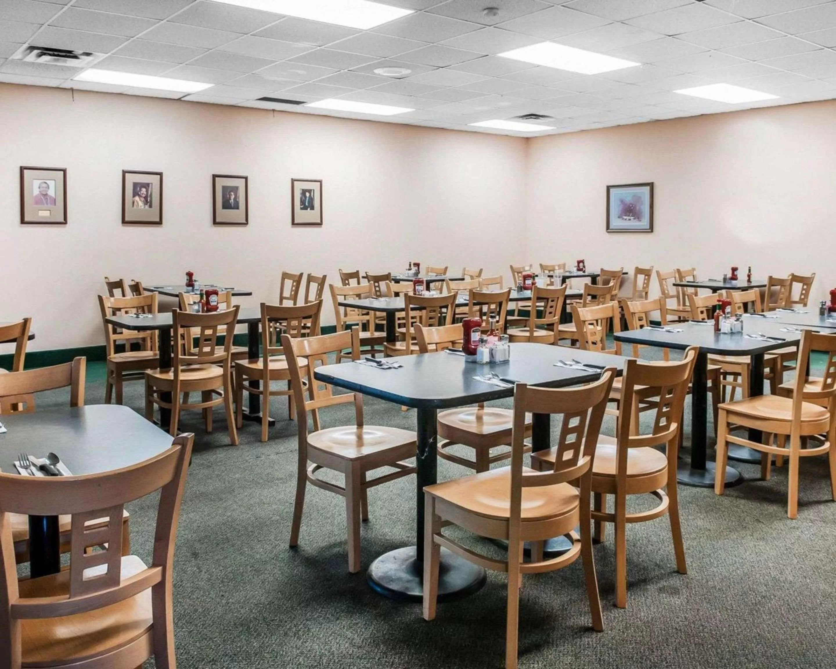Restaurant/places to eat in Navajo Nation Inn