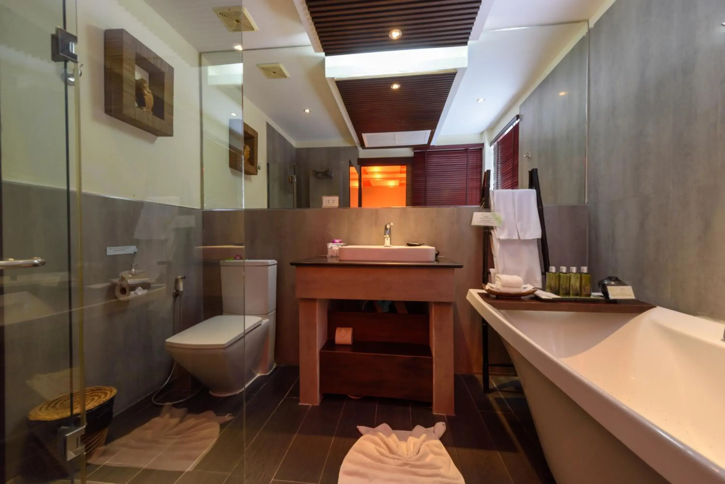 Bathroom in Samui Jasmine Resort - SHA Plus