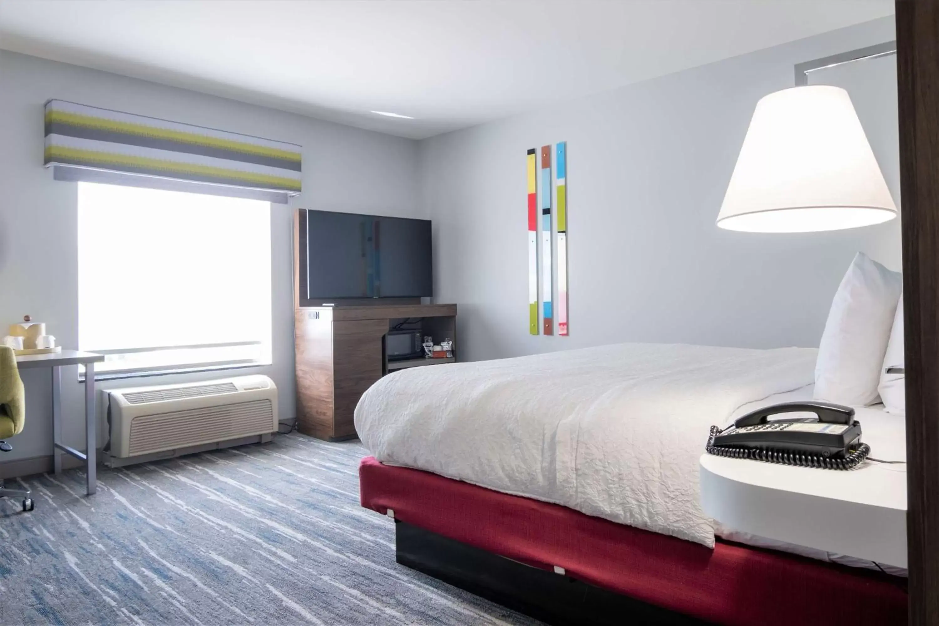 Bedroom, Bed in Hampton Inn and Suites Dallas/Lewisville-Vista Ridge Mall